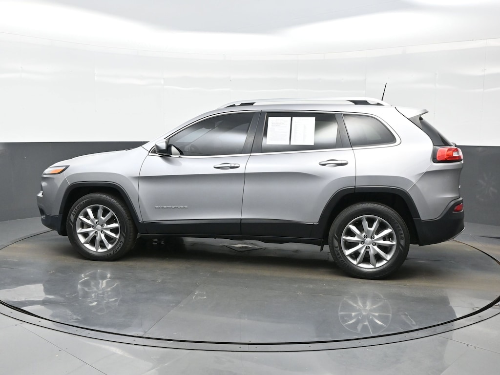 Used 2017 Jeep Cherokee Limited Limited 4x4