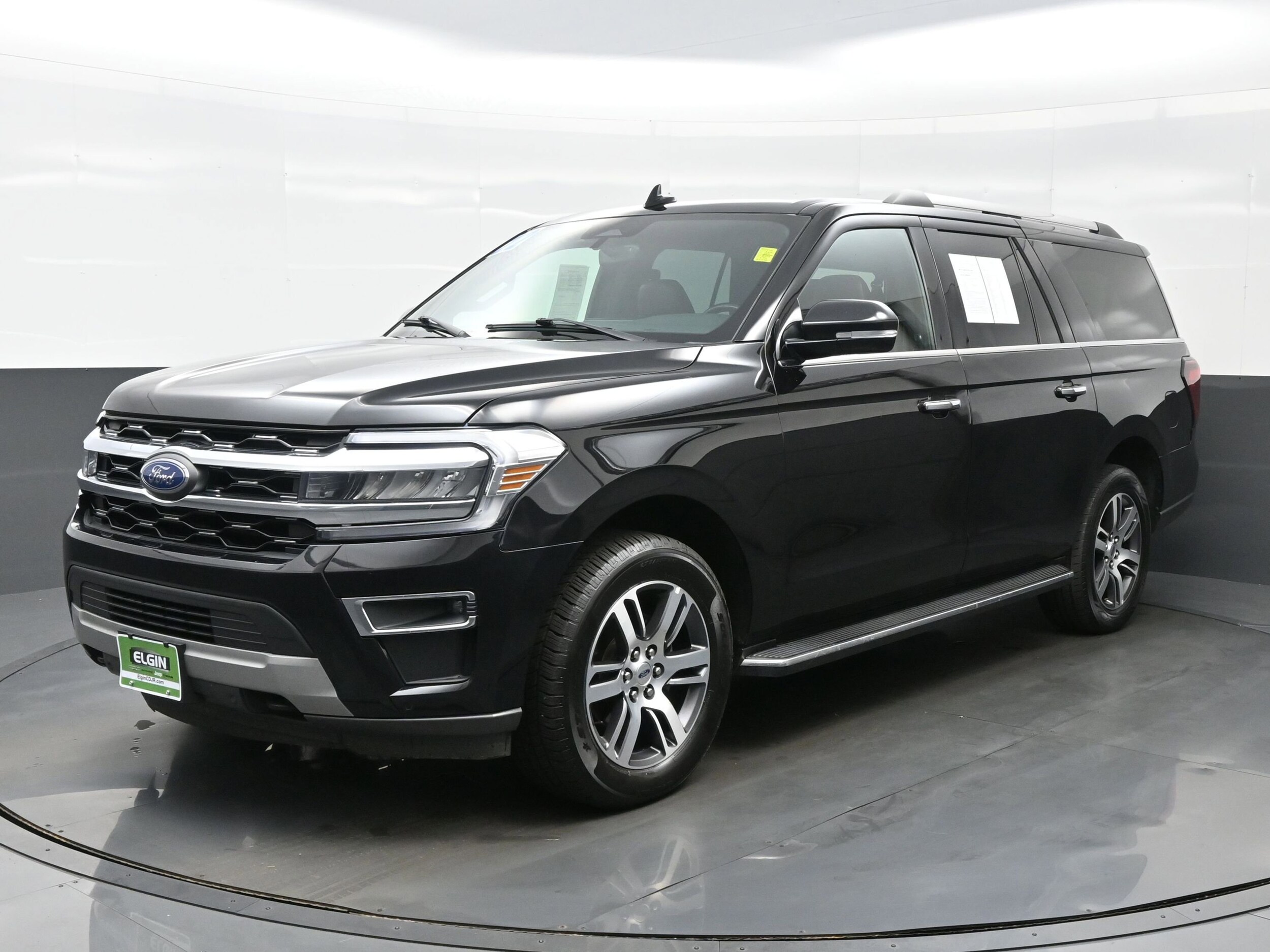 2022 Ford Expedition MAX Limited photo 2