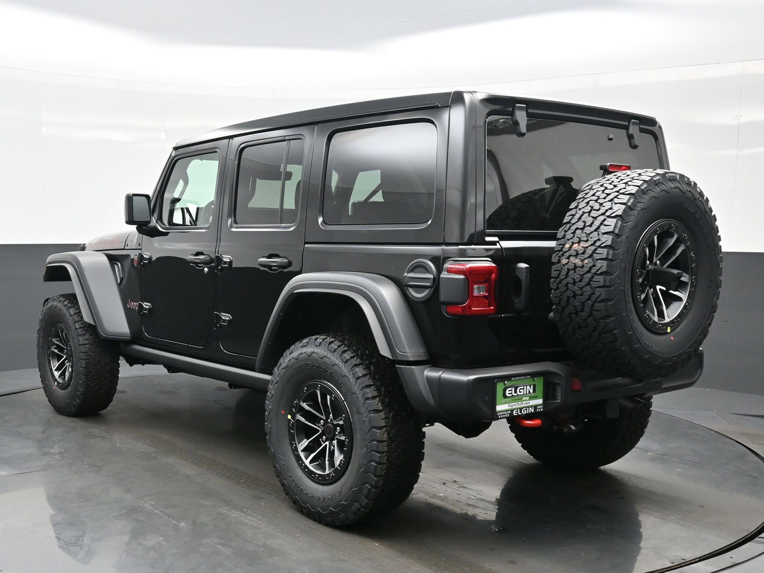 2025 Jeep Wrangler Rubicon photo 4
