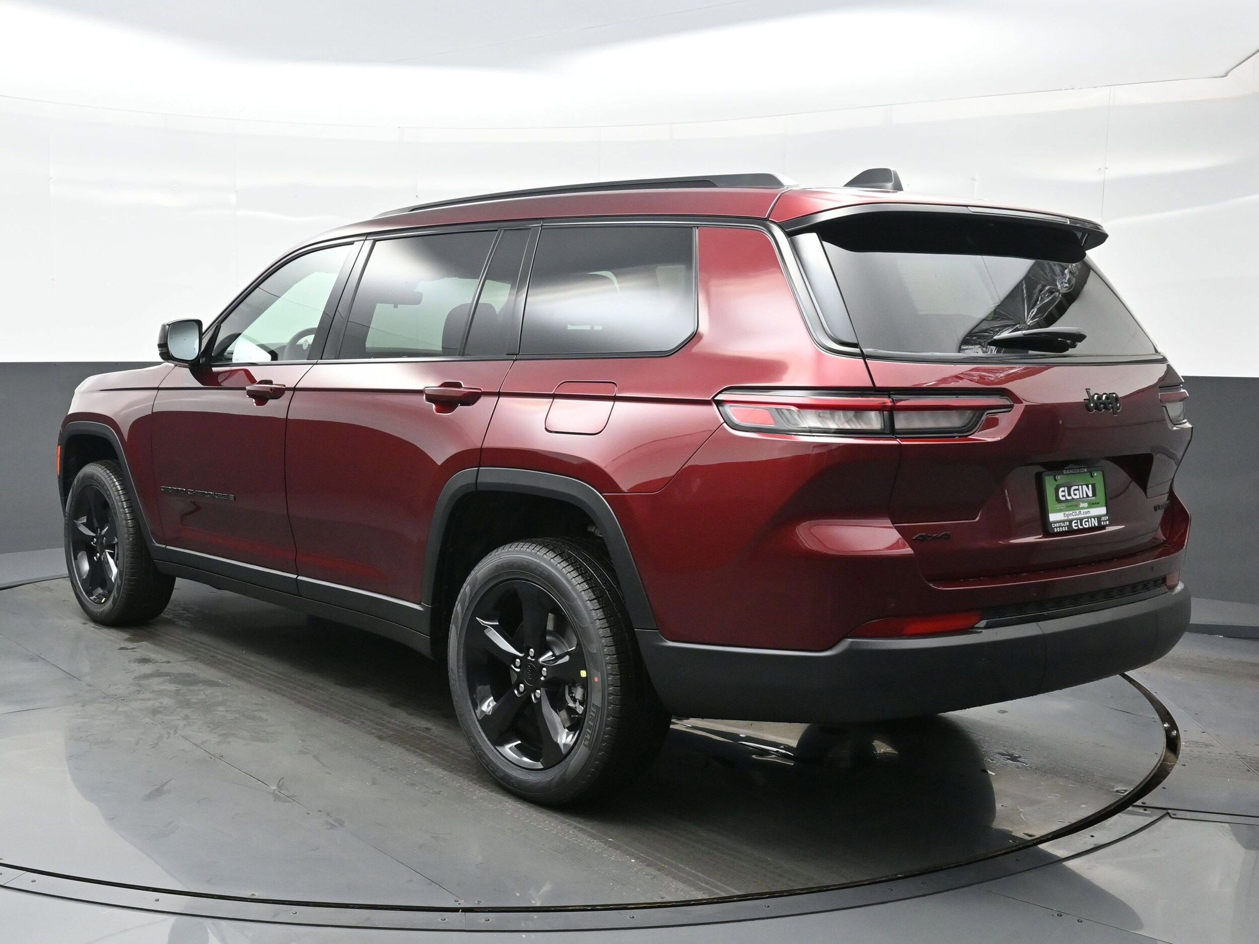 2025 Jeep Grand Cherokee Limited photo 4