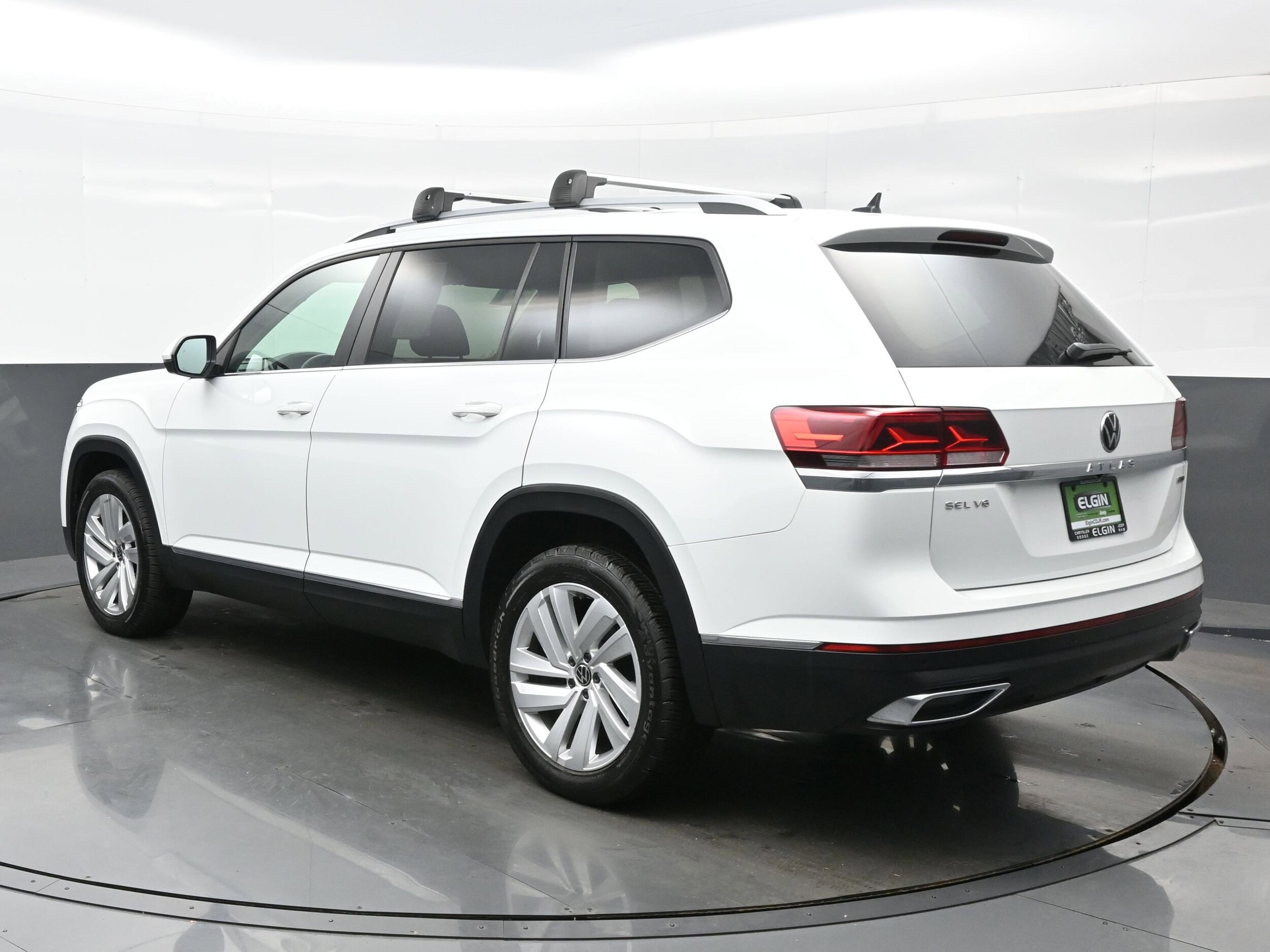 2021 Volkswagen Atlas SEL photo 4