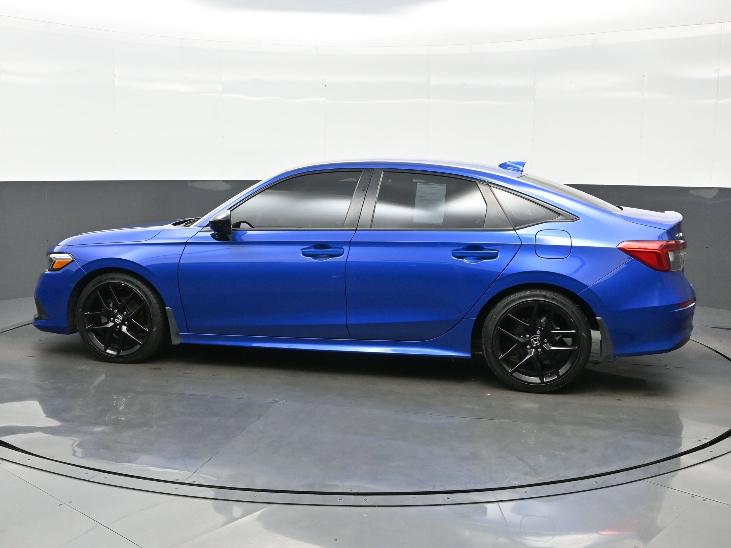 2024 Honda Civic Sport photo 3