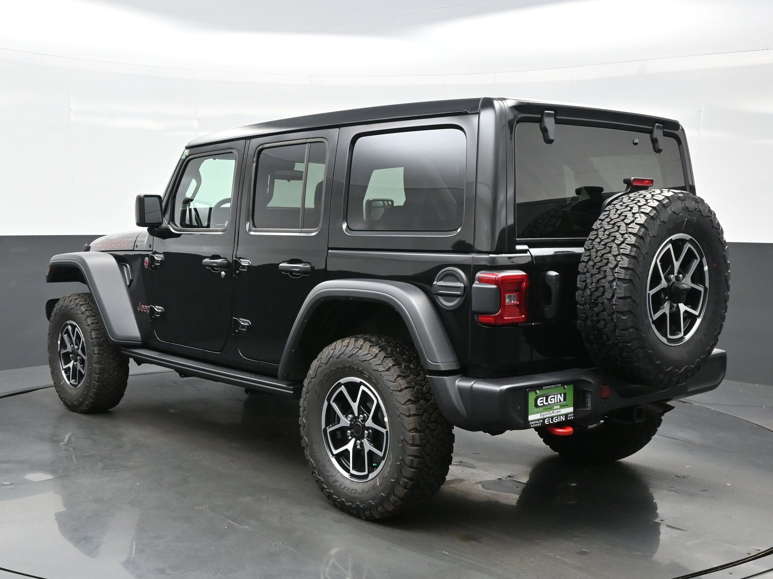 2025 Jeep Wrangler Rubicon photo 4