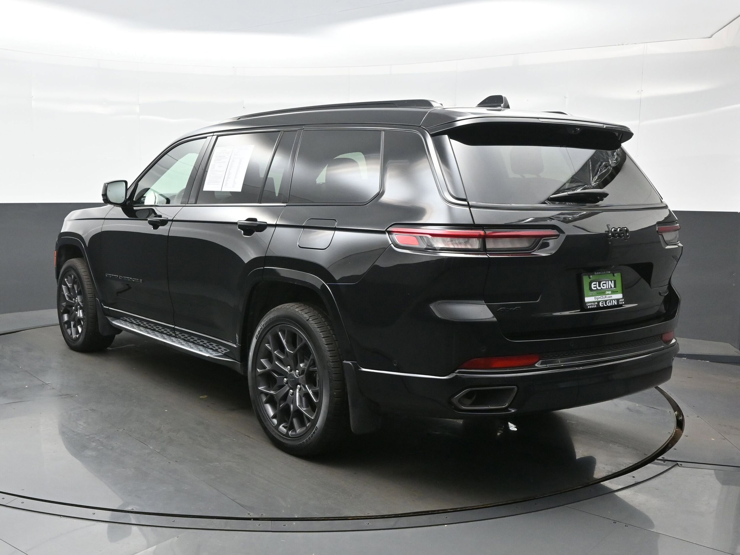 2025 Jeep Grand Cherokee L Reserve Summit photo 4