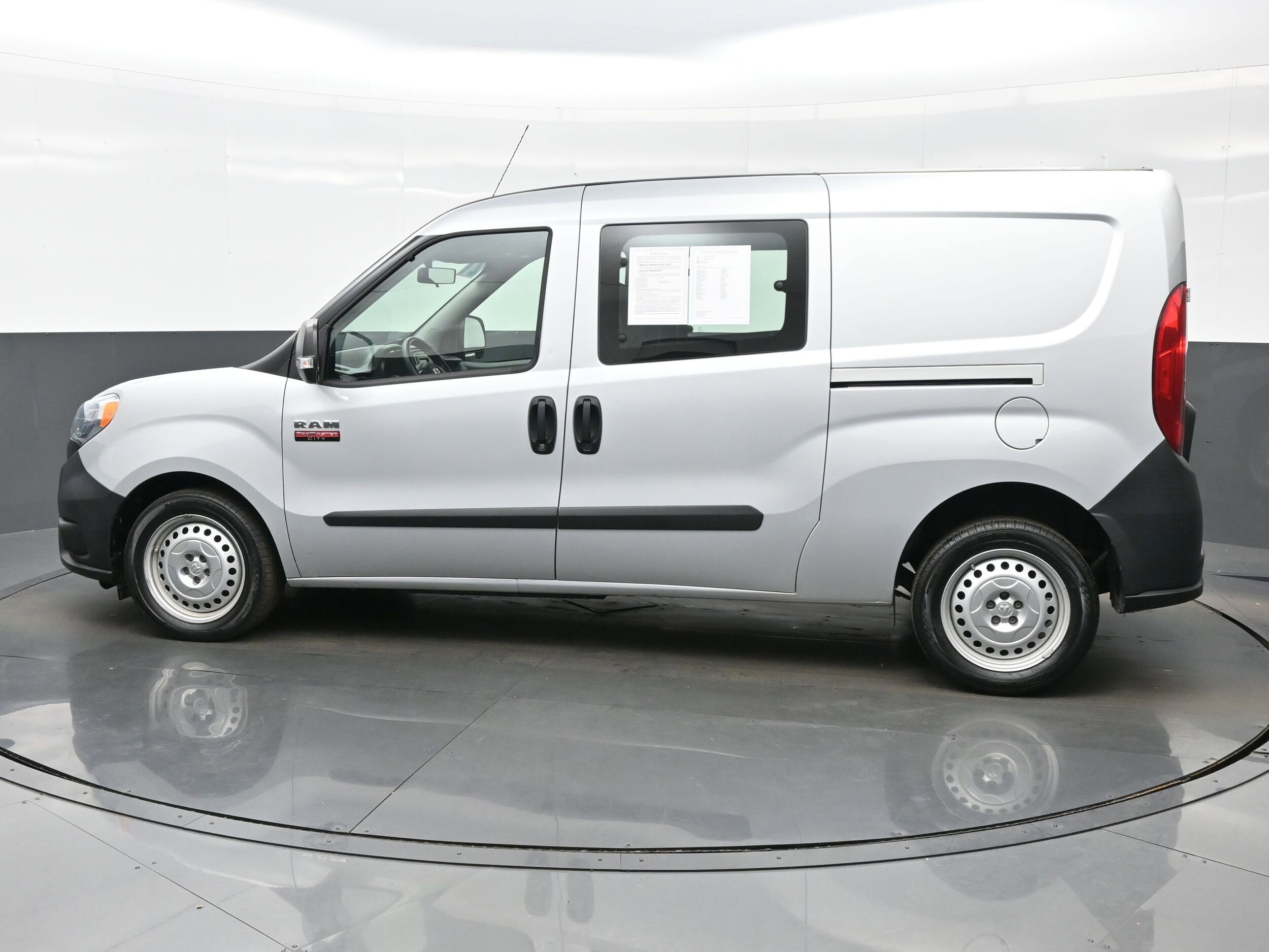 2021 Ram ProMaster City Tradesman photo 2