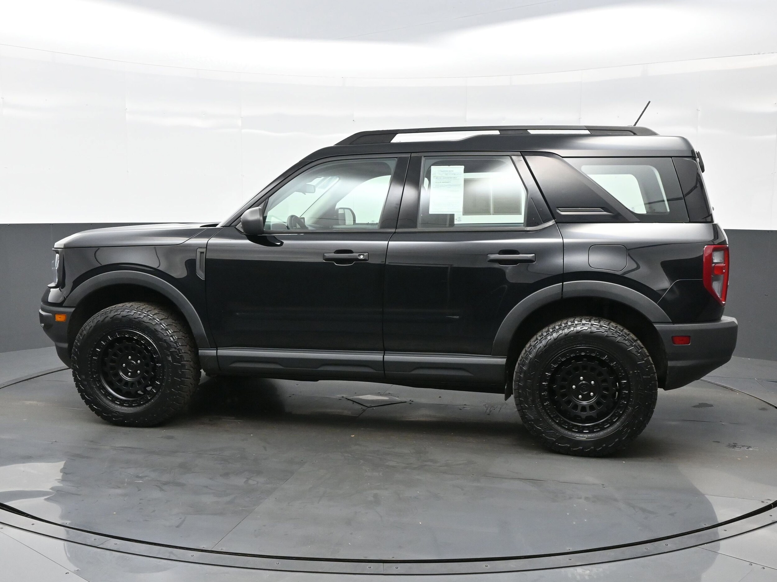 2021 Ford Bronco Sport Base photo 3