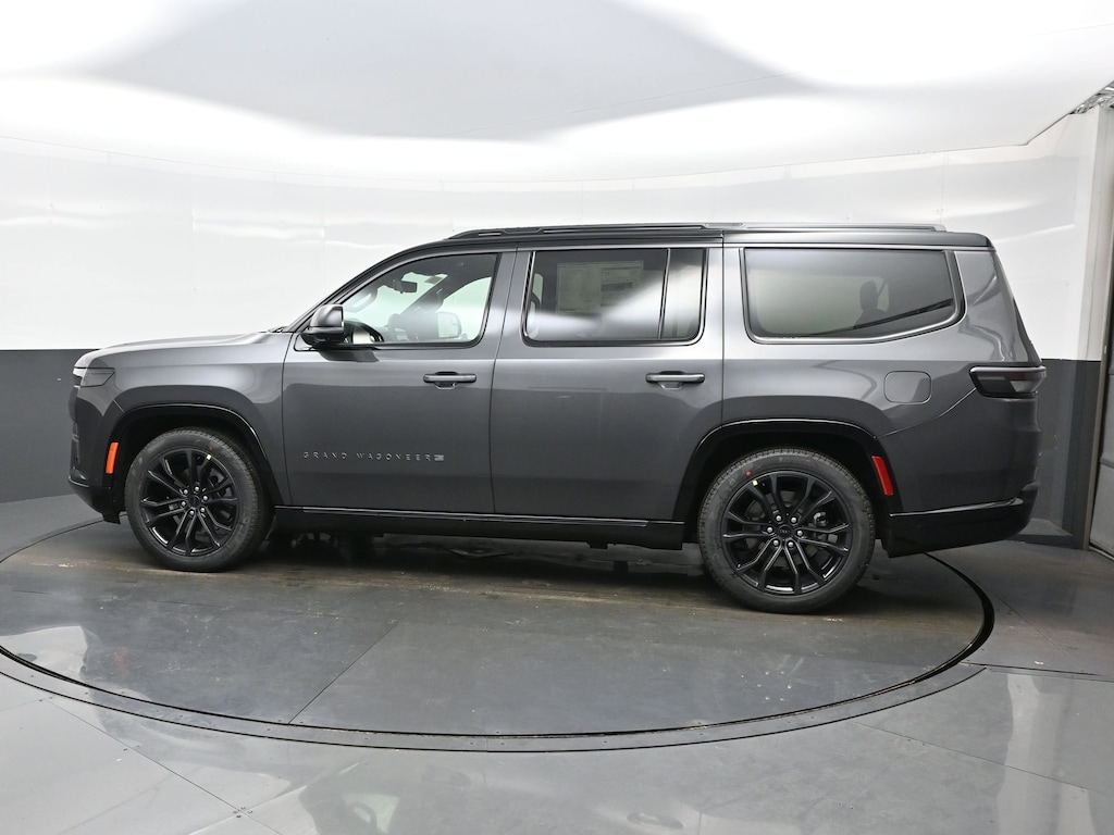 New 2026 Jeep Grand Wagoneer SUMMIT RESERVE 4X4 Sport Utility