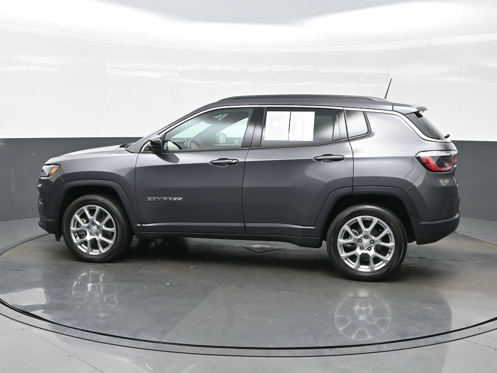 Used 2024 Jeep Compass Latitude Lux Latitude Lux 4x4