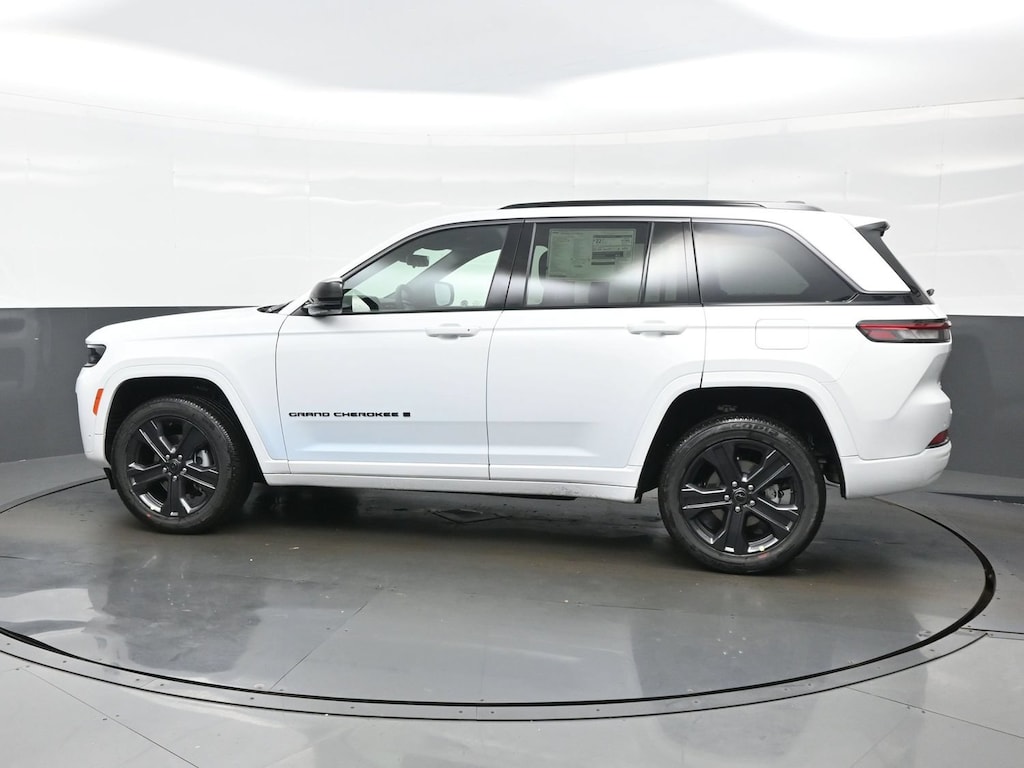 New 2027 Jeep Grand Cherokee 2 Row LIMITED 4X4 Sport Utility