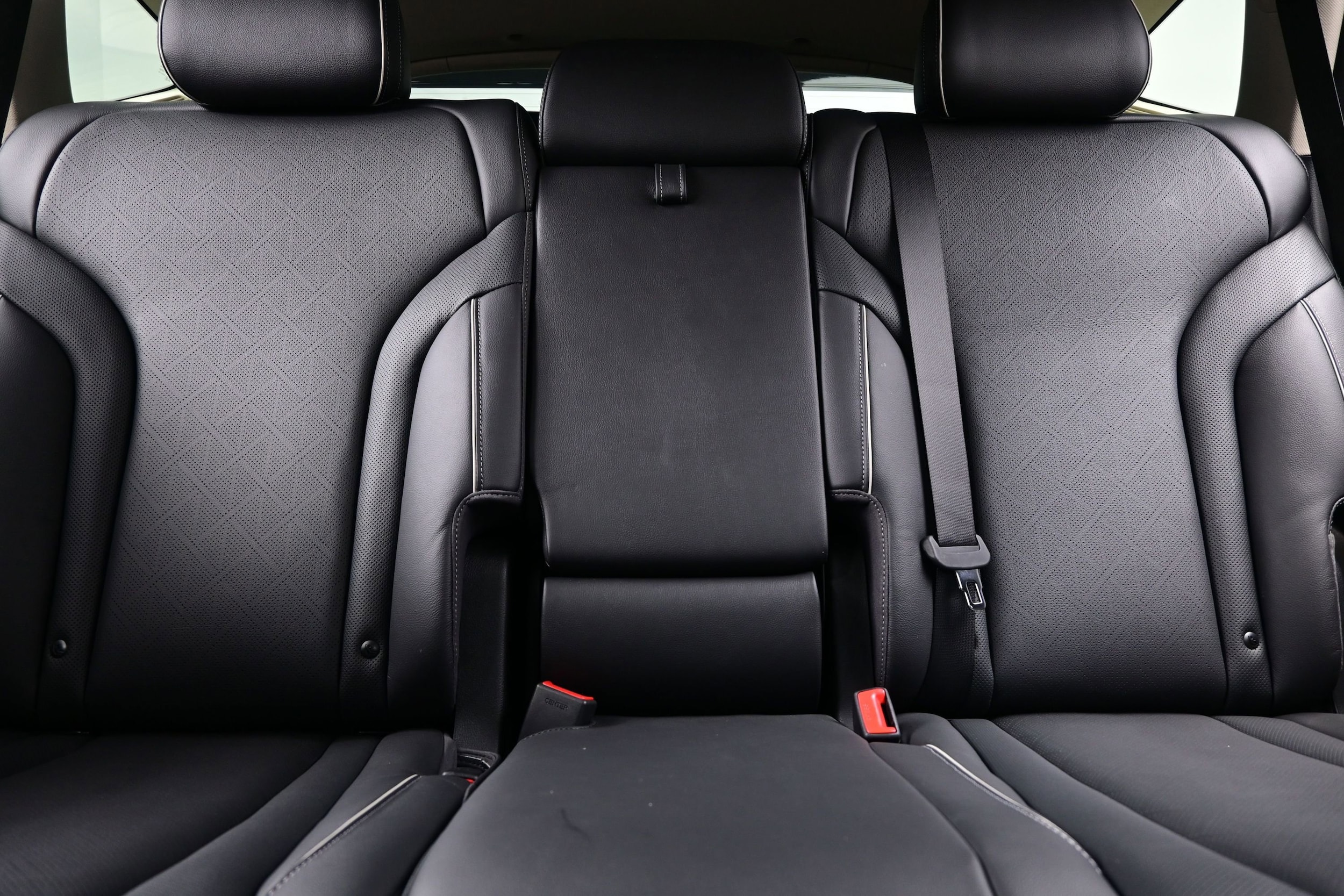 2025 GENESIS GV80 Advanced - Photo 16