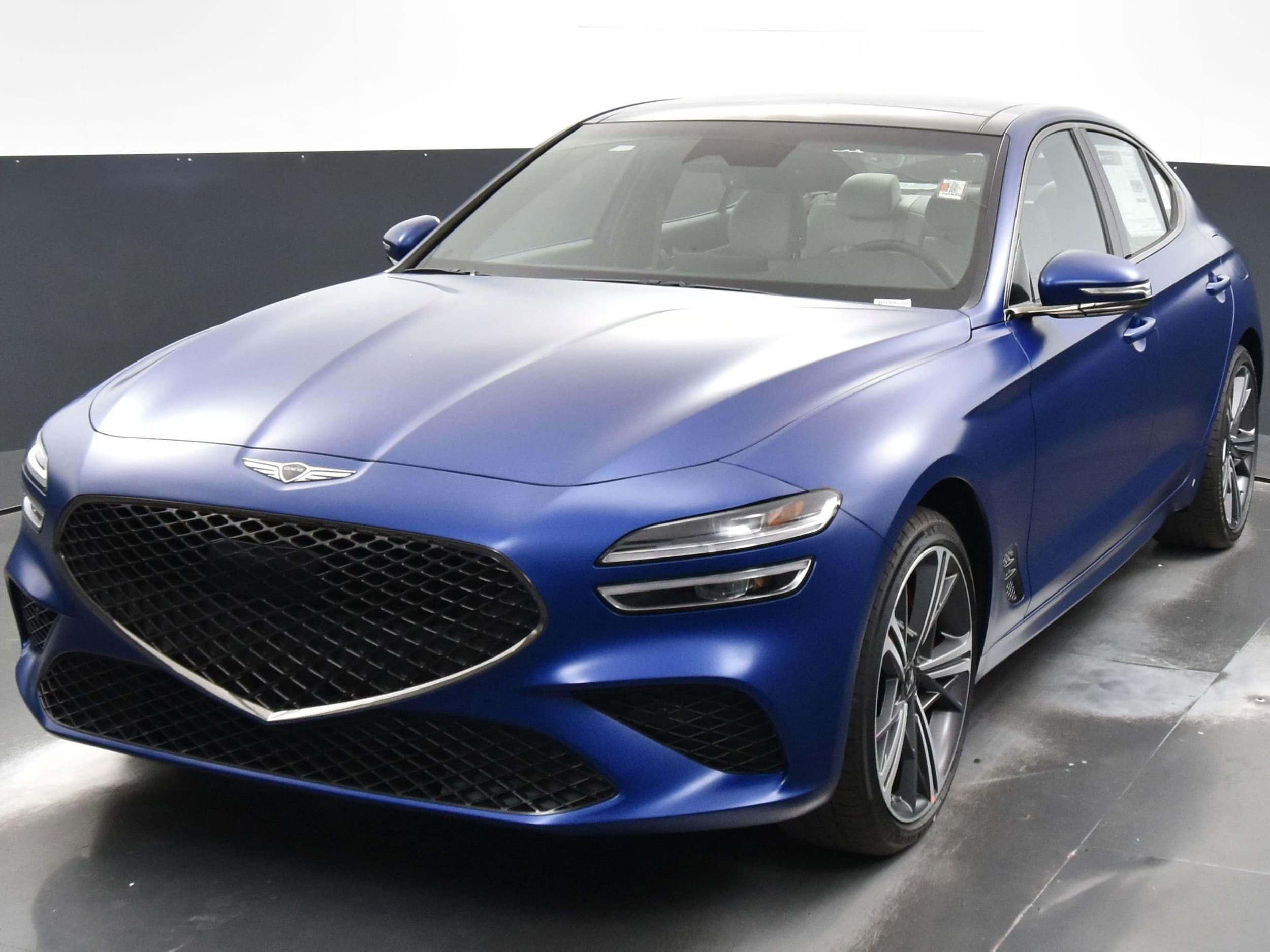 2025 GENESIS G70 Standard
