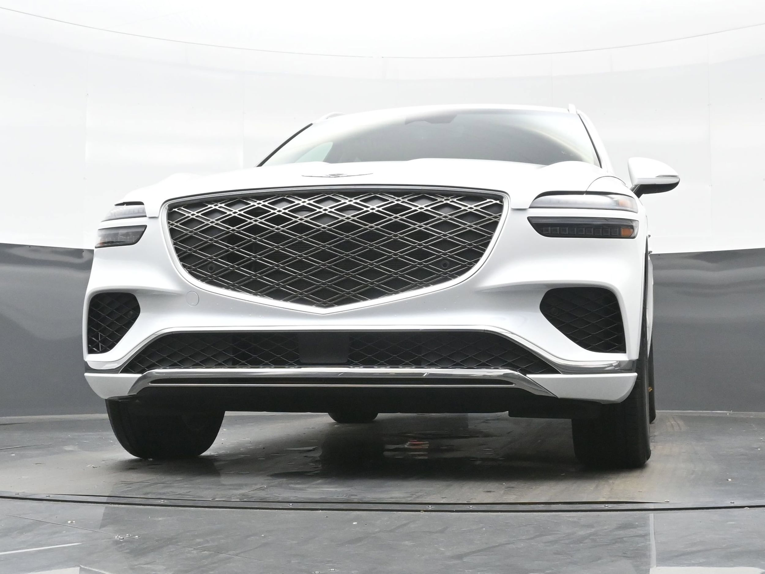 2026 GENESIS GV70 Standard - Photo 12