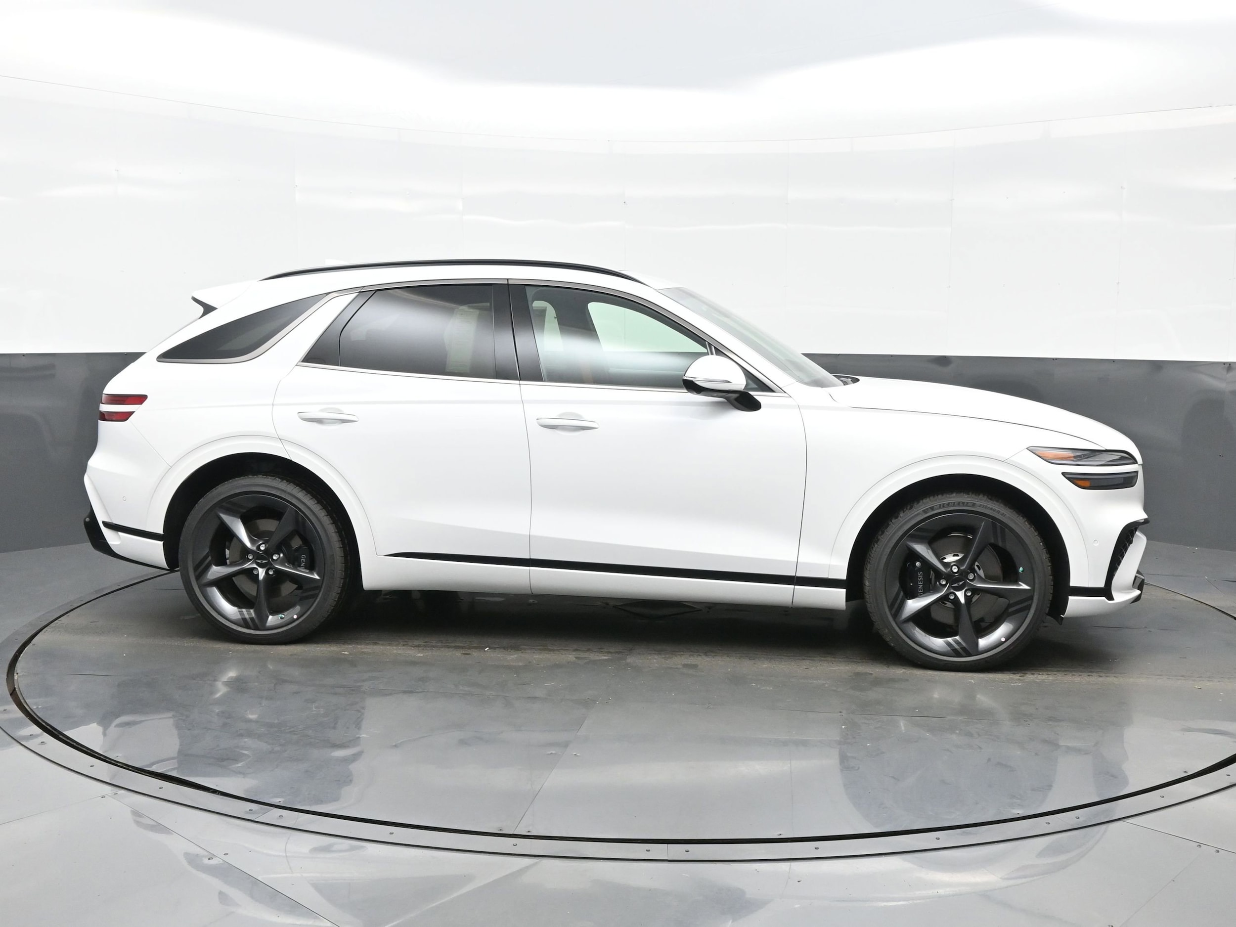 2026 GENESIS GV70 Sport Prestige - Photo 7