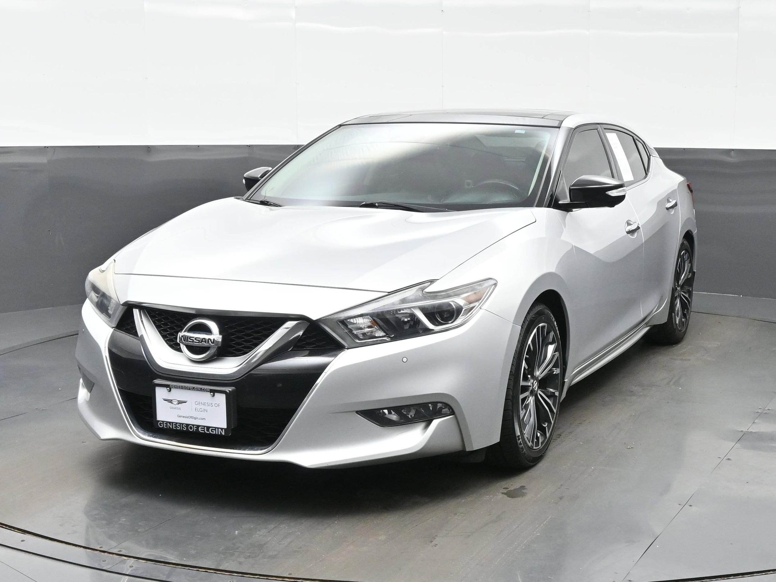 2017 Nissan Maxima Platinum's photo