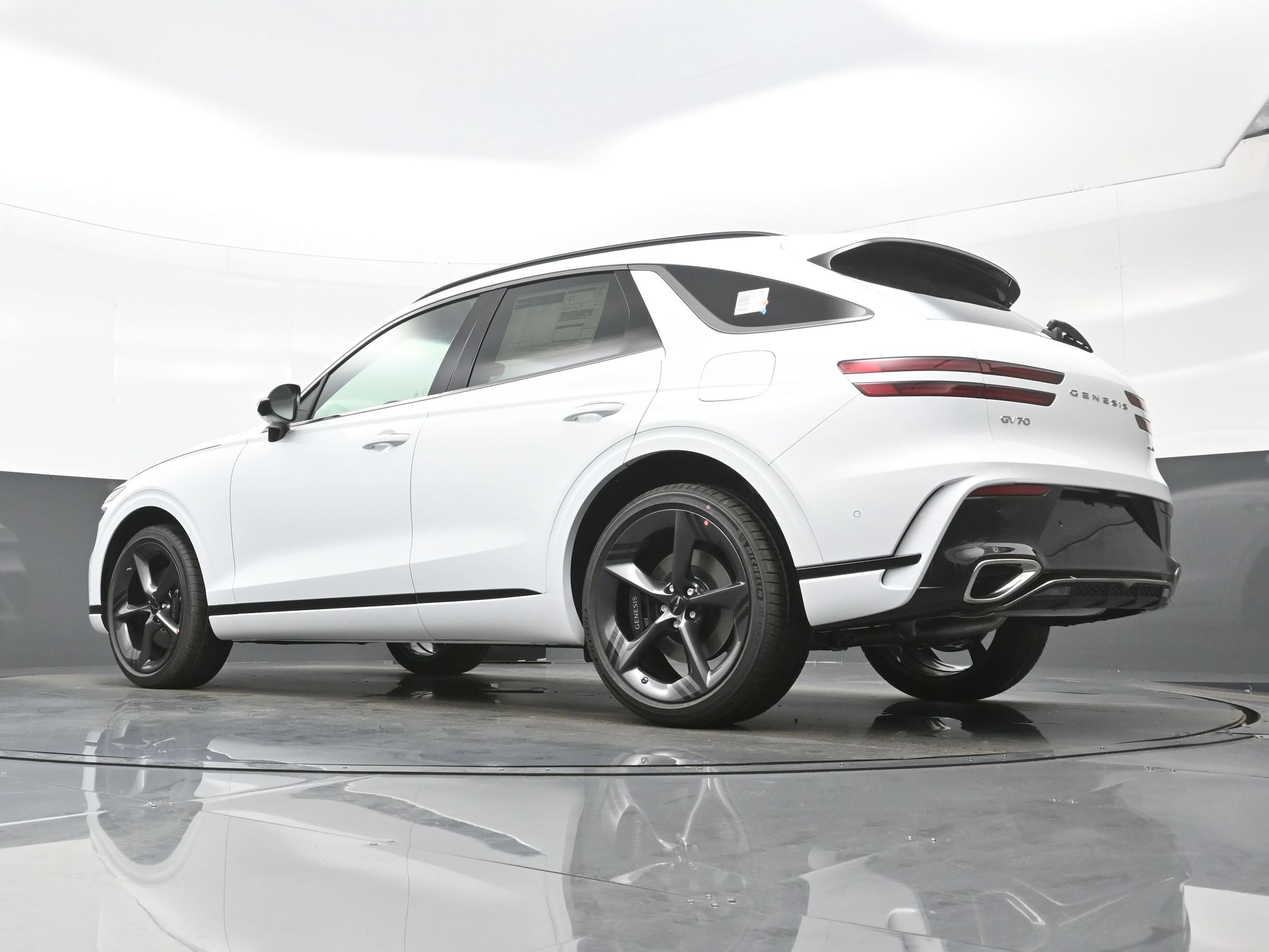 2026 GENESIS GV70 Sport Prestige - Photo 13