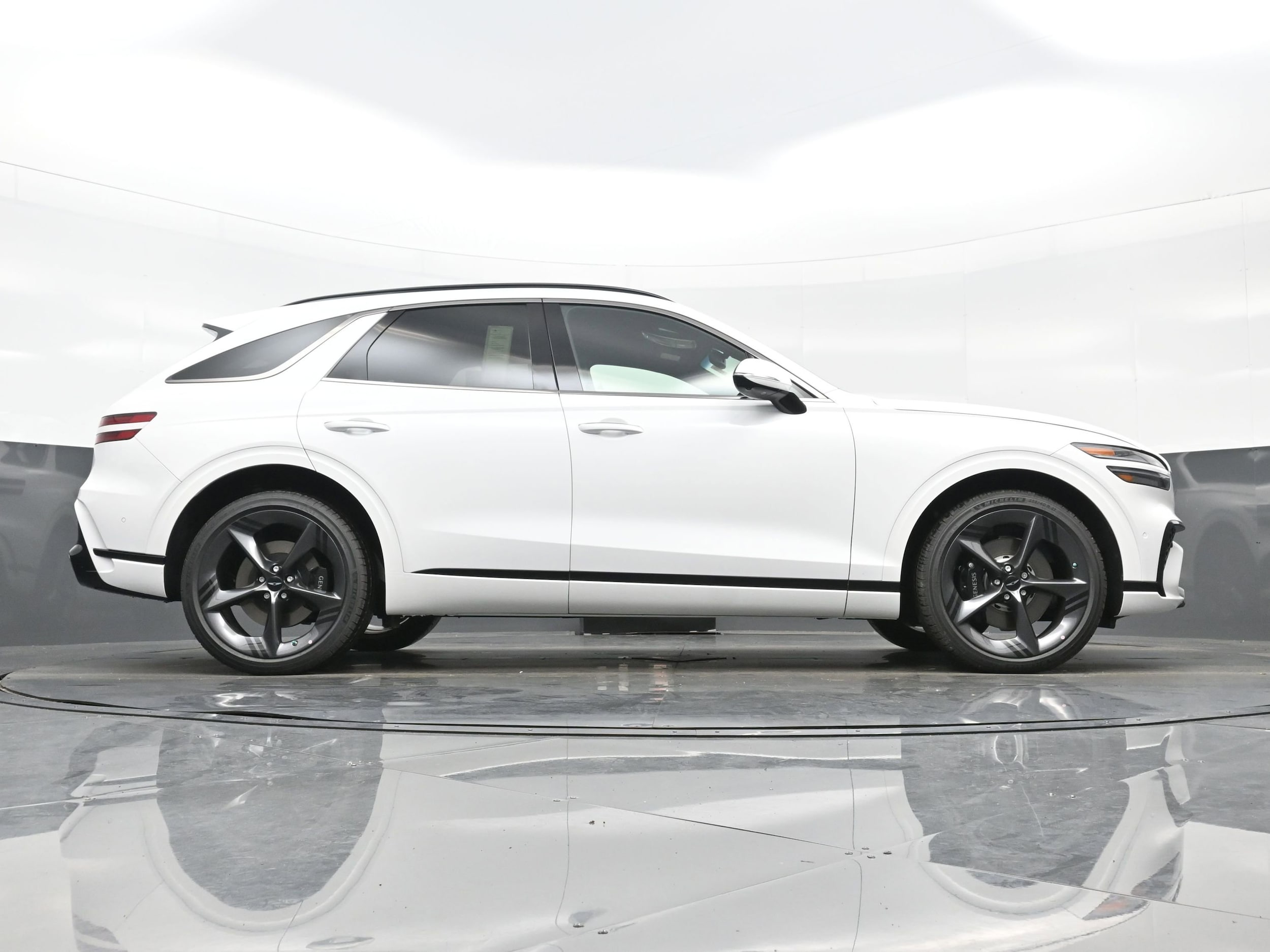 2026 GENESIS GV70 Sport Prestige - Photo 18