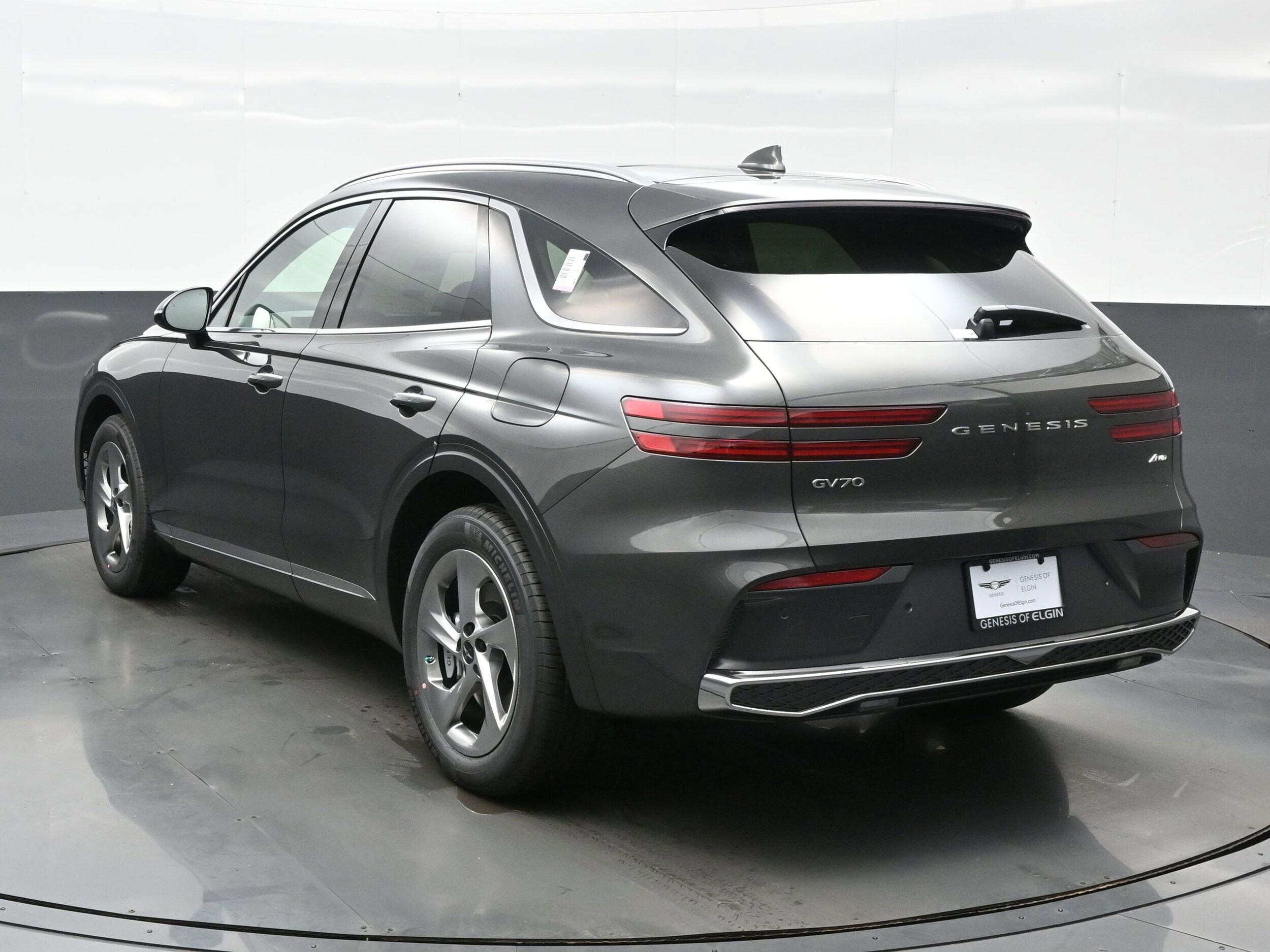 2026 Genesis GV70 2.5T Select photo 3