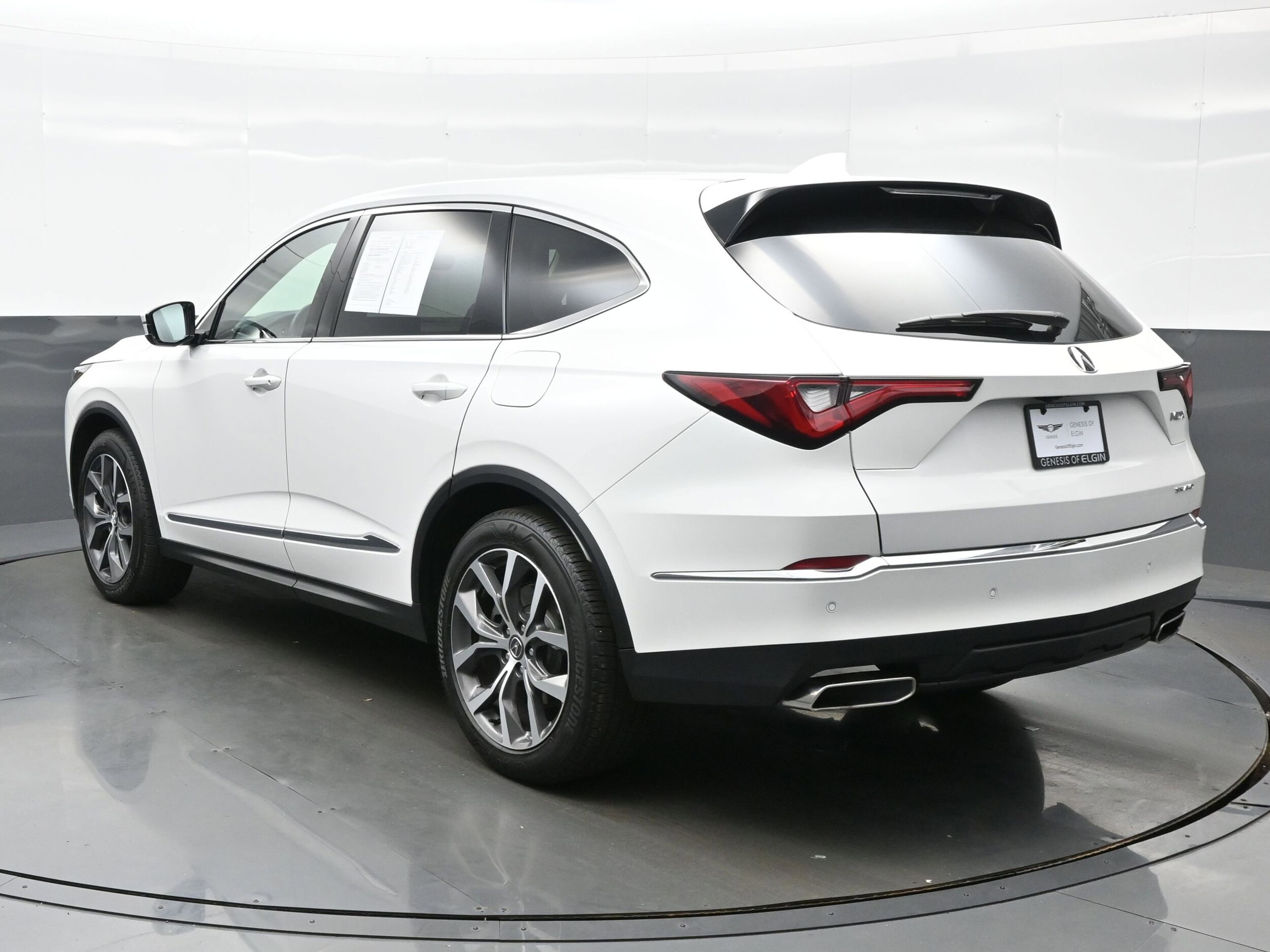 2024 Acura MDX Technology SH-AWD photo 4