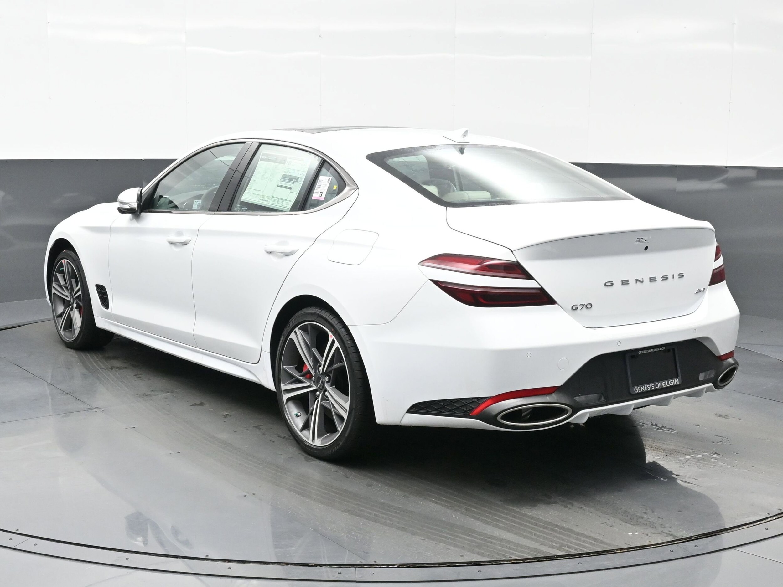 2025 Genesis G70 2.5T photo 4