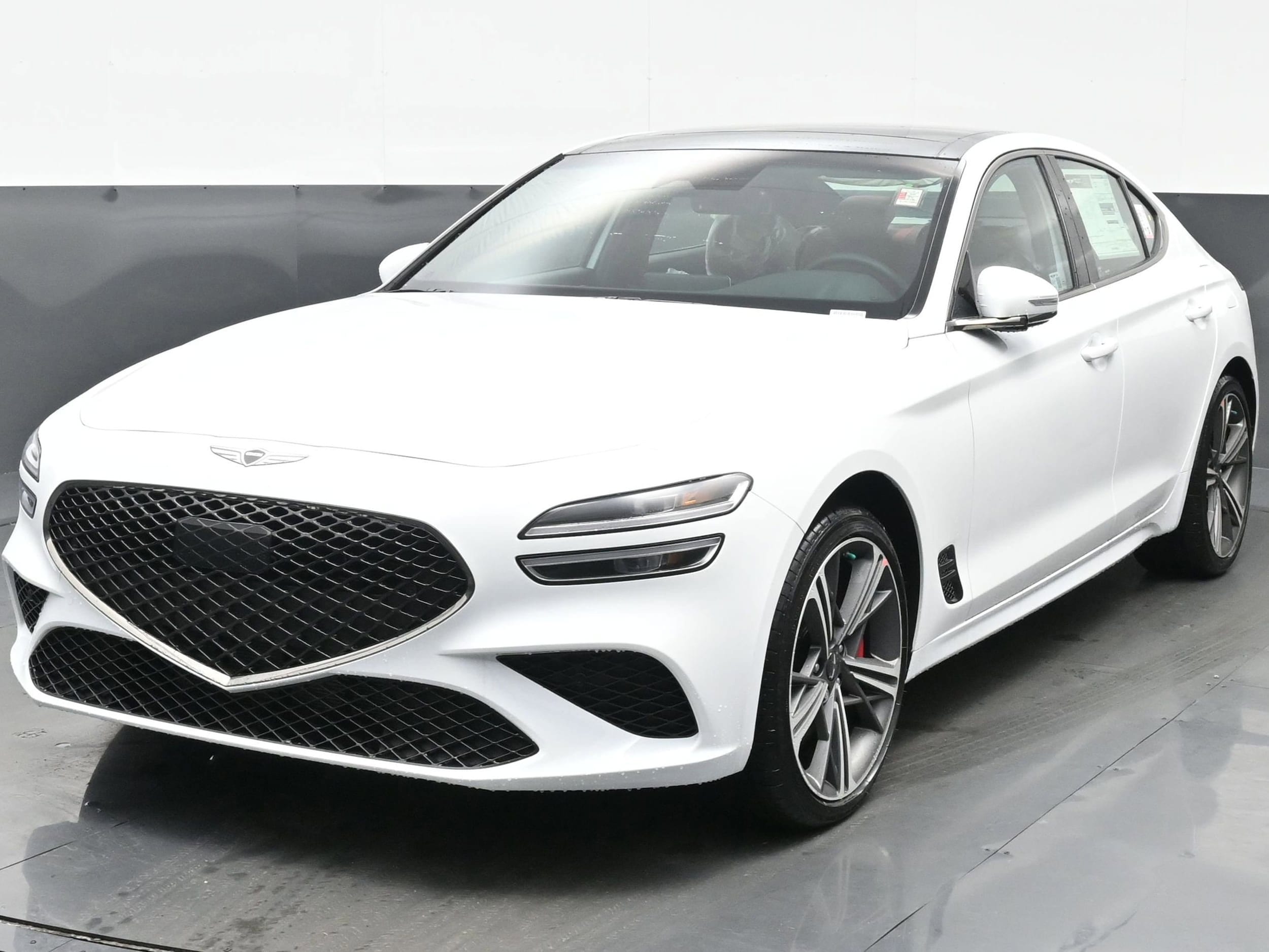 2025 GENESIS G70 Standard