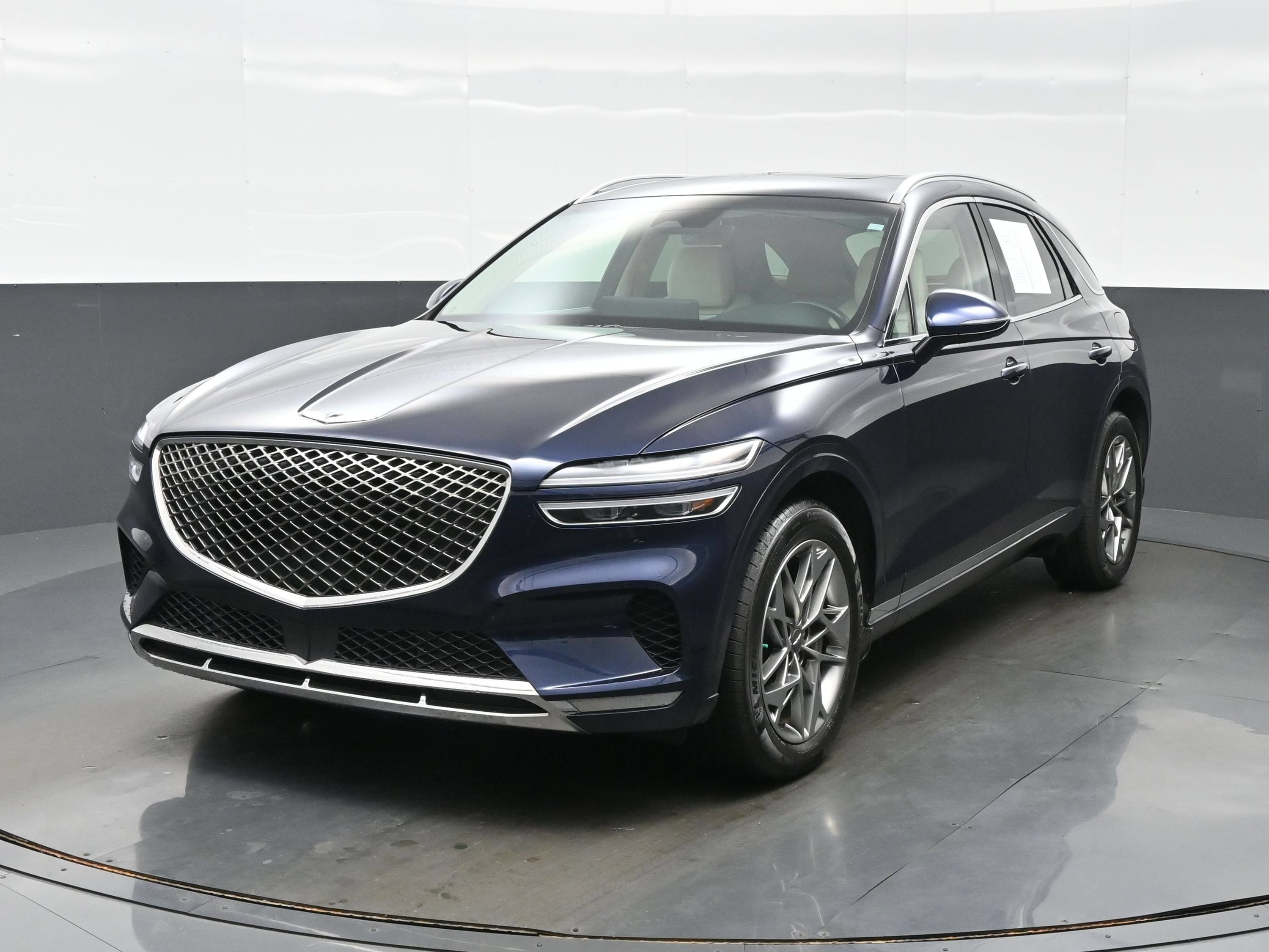 2025 GENESIS GV70