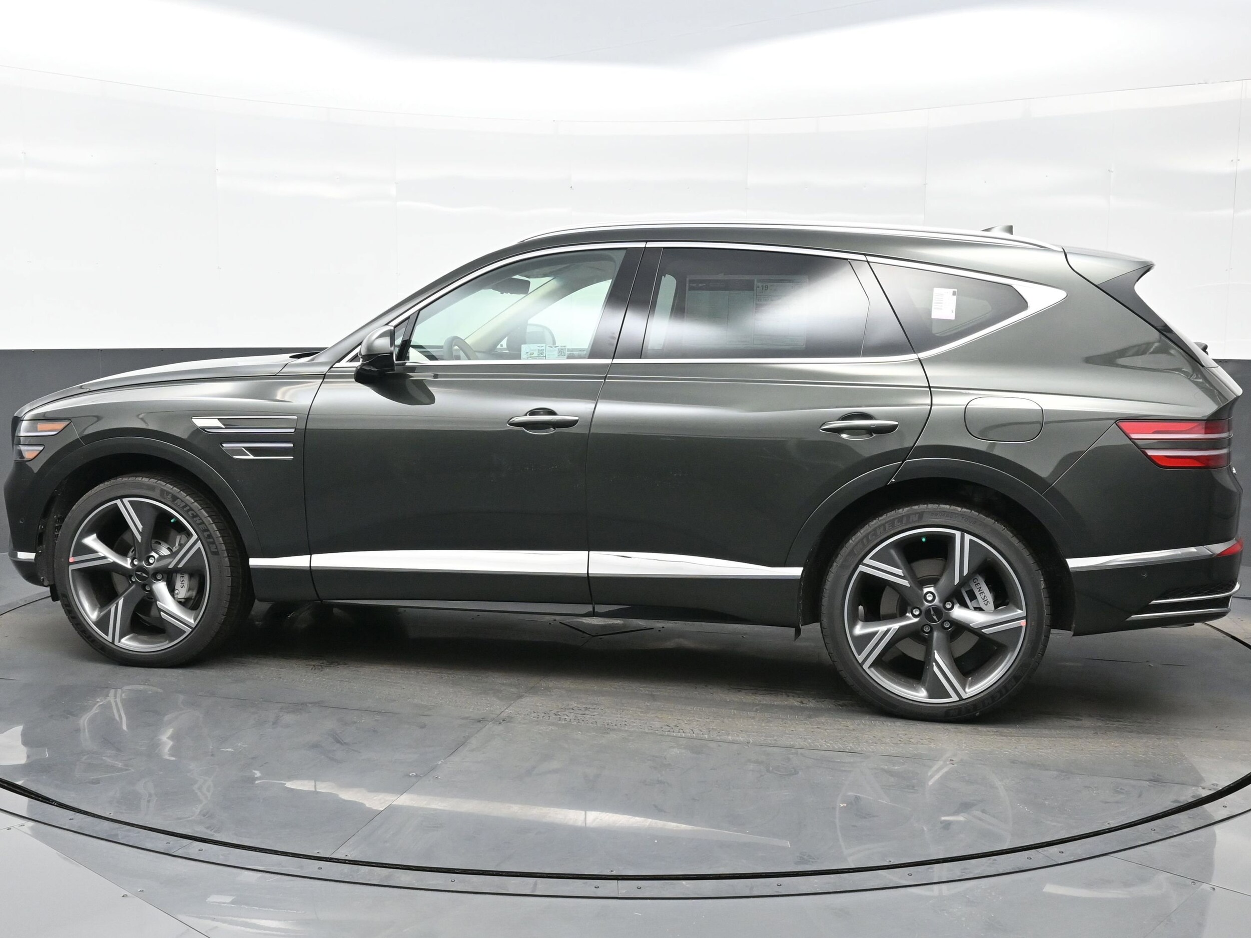 2025 Genesis GV80 3.5T Prestige photo 3