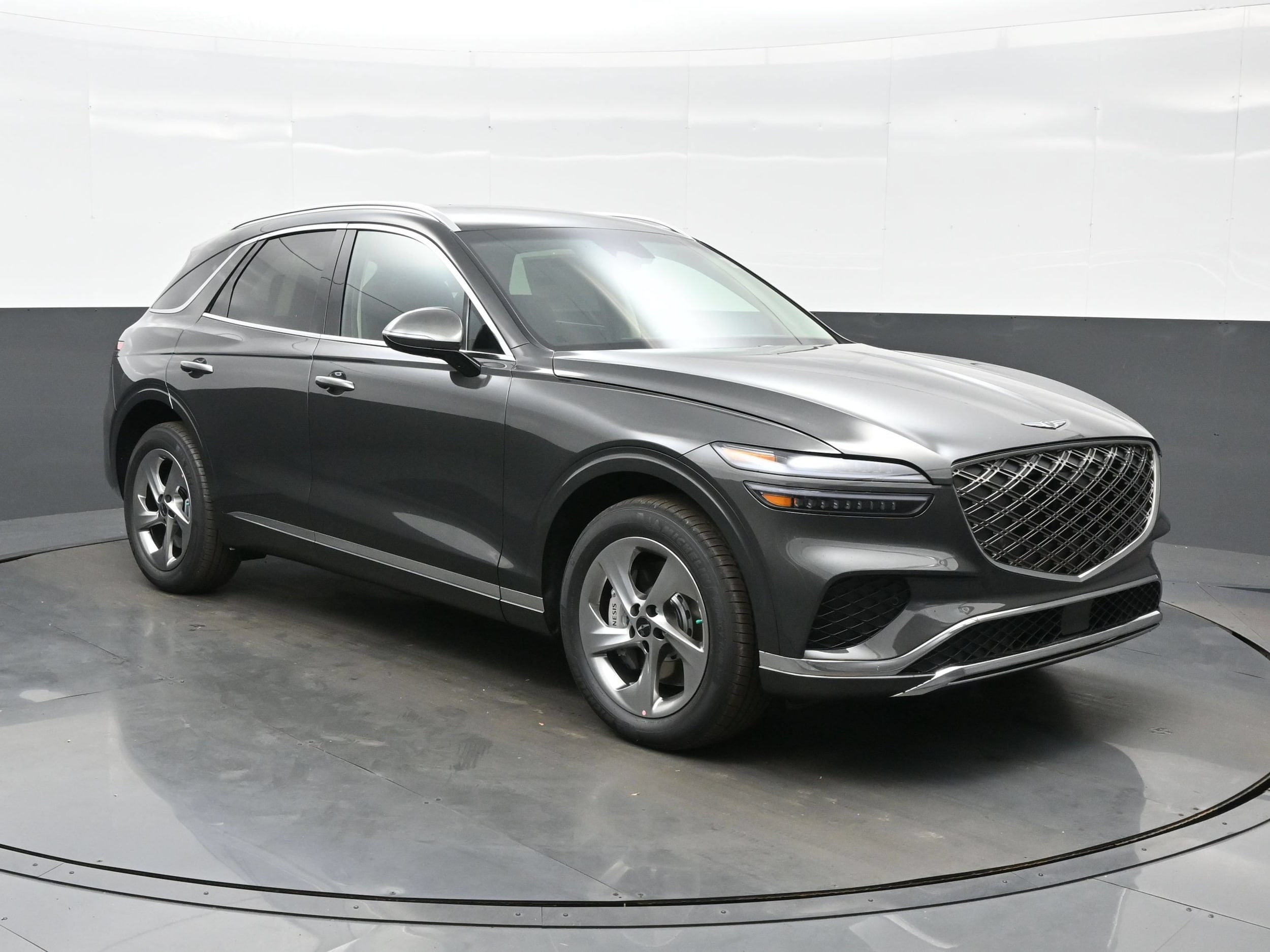 2026 GENESIS GV70 Standard - Photo 8