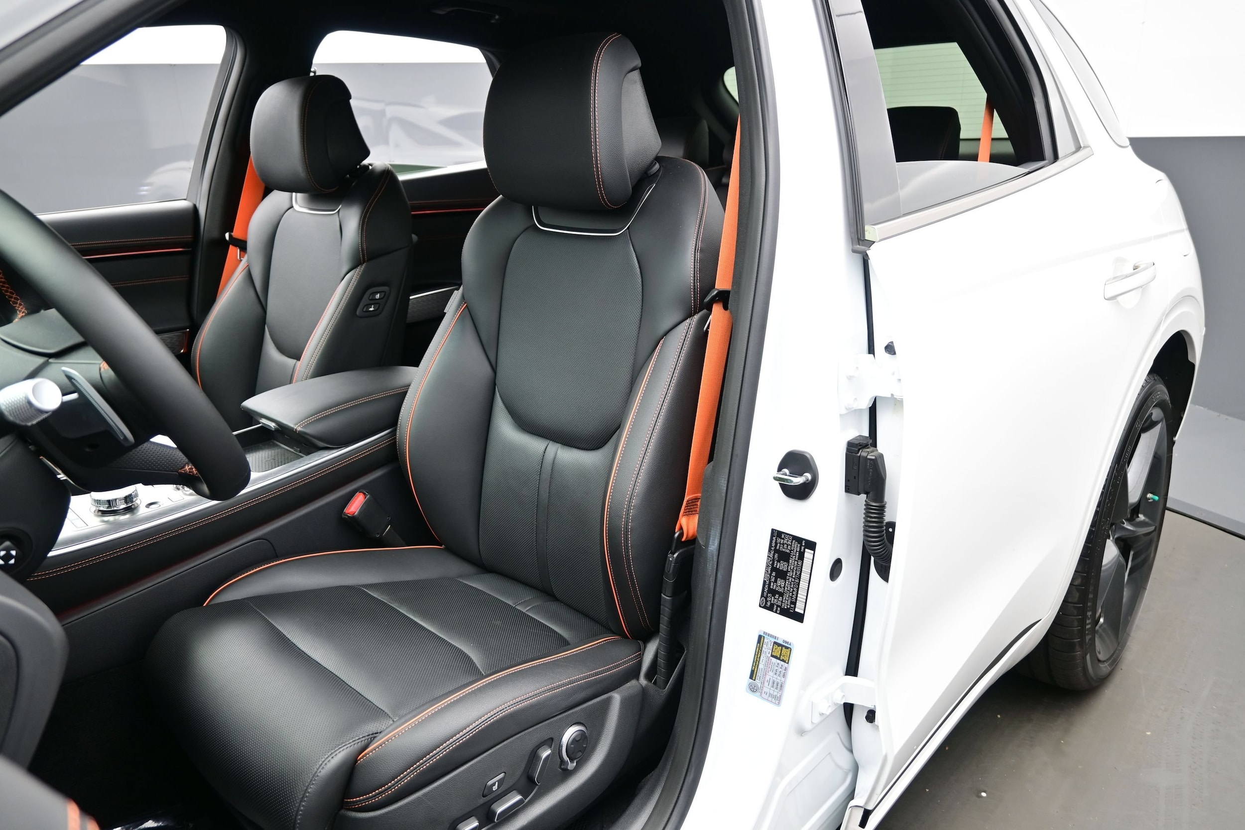 2026 GENESIS GV70 Sport Prestige - Photo 12