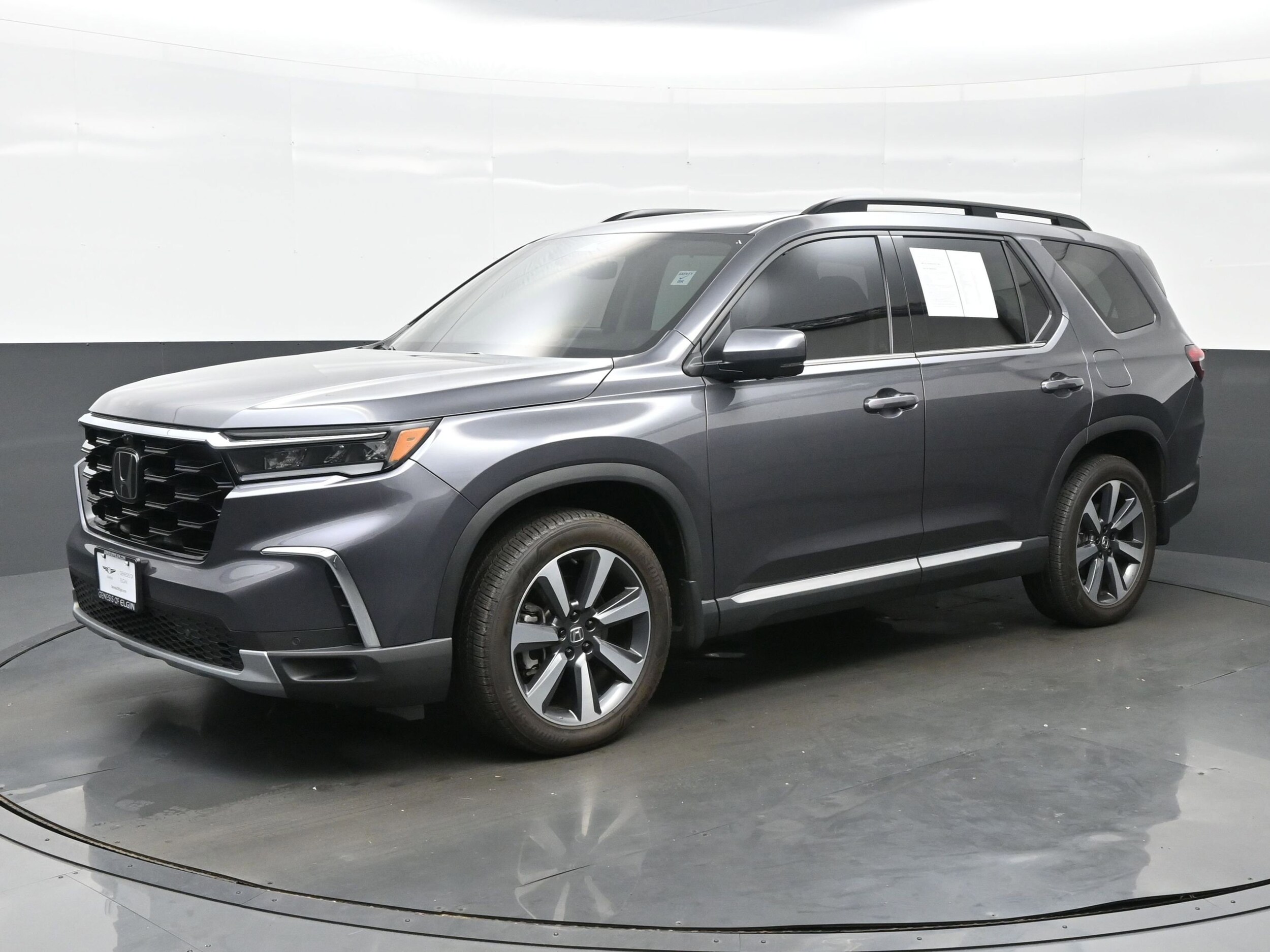 2023 Honda Pilot Elite photo 2