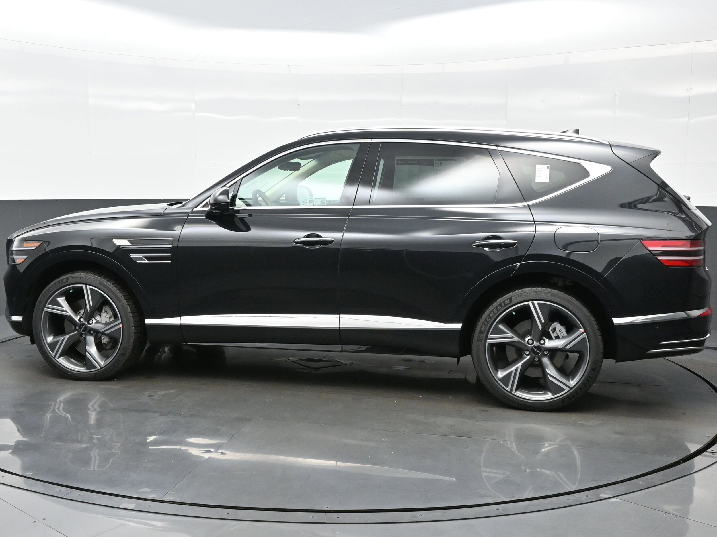 2025 Genesis GV80 3.5T Prestige photo 3