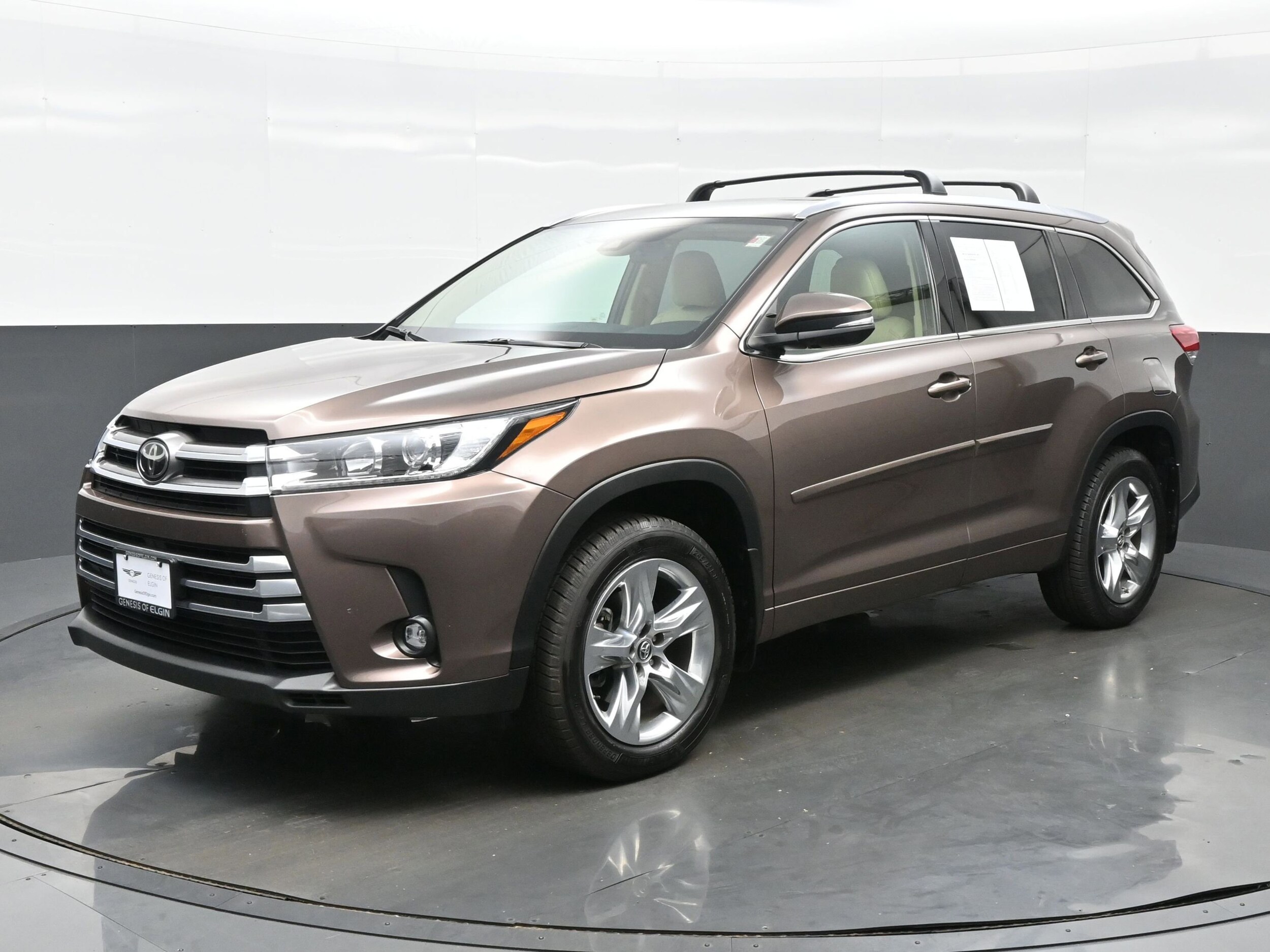 2019 Toyota Highlander Limited photo 2