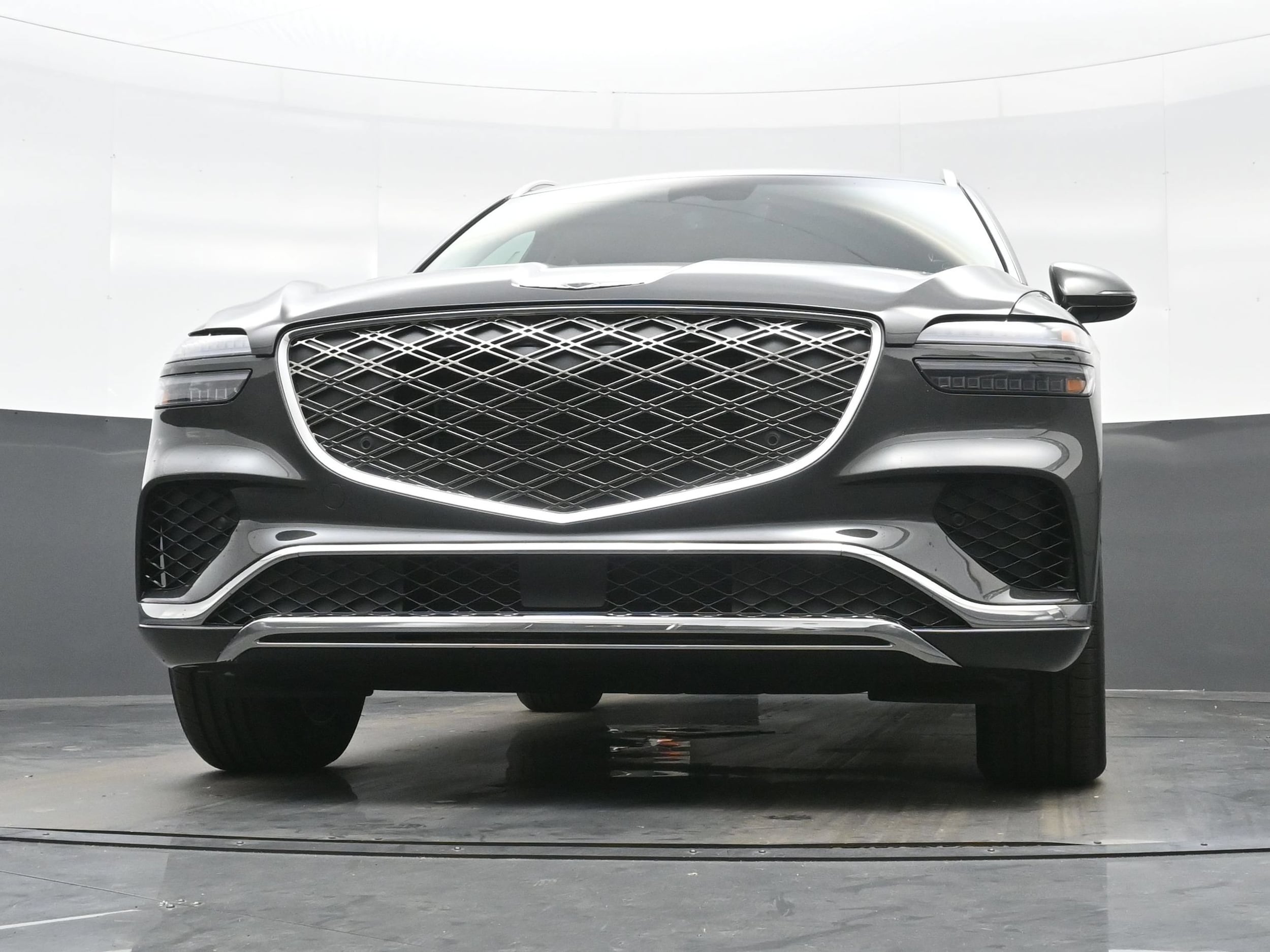 2026 GENESIS GV70 Standard - Photo 12