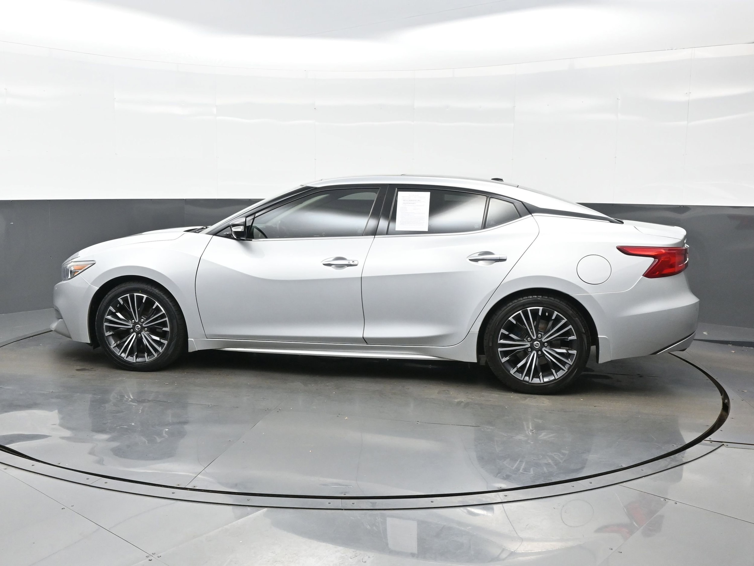 2017 Nissan Maxima Platinum - Photo 3