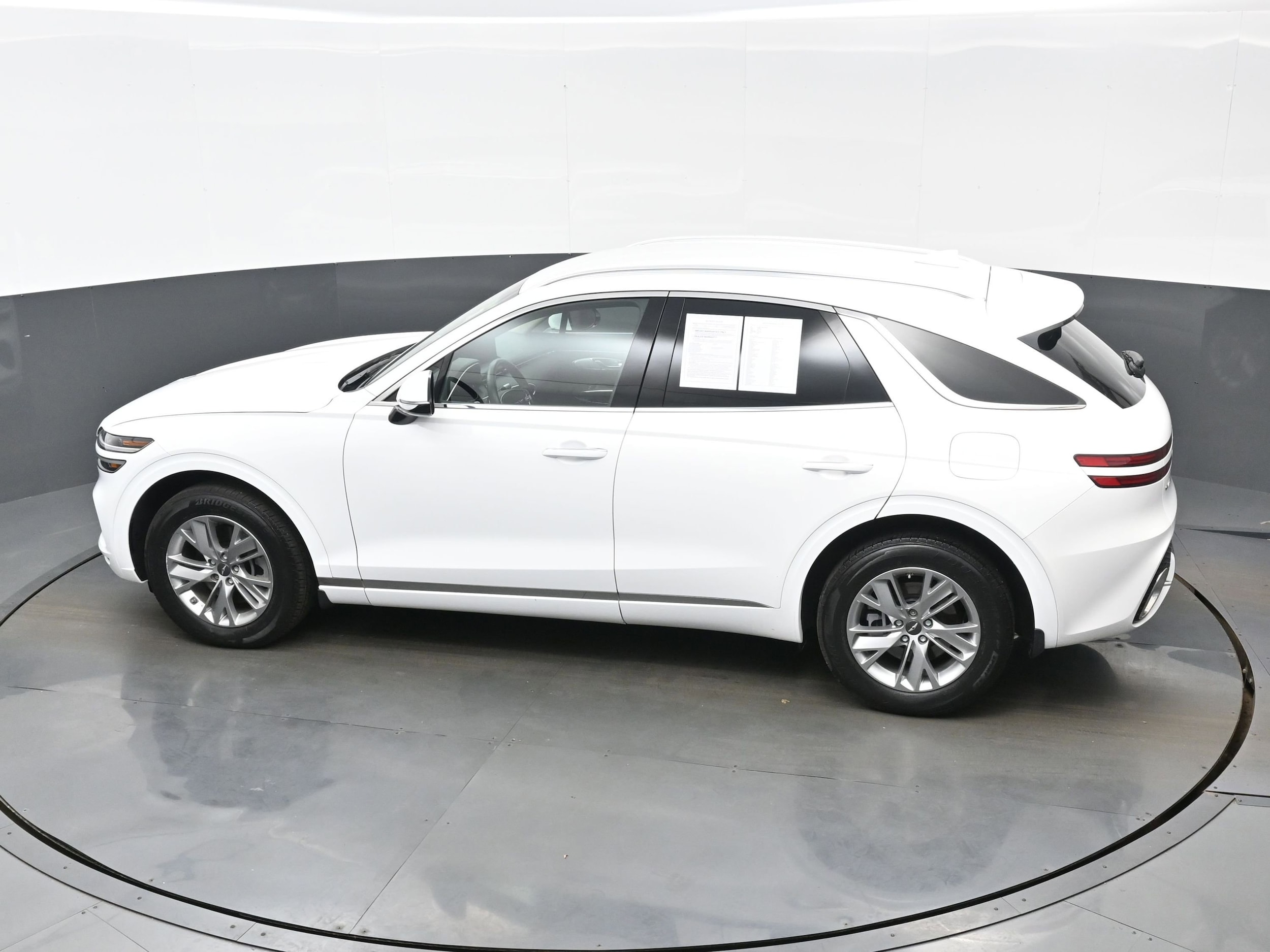 2023 GENESIS GV70 Standard - Photo 37