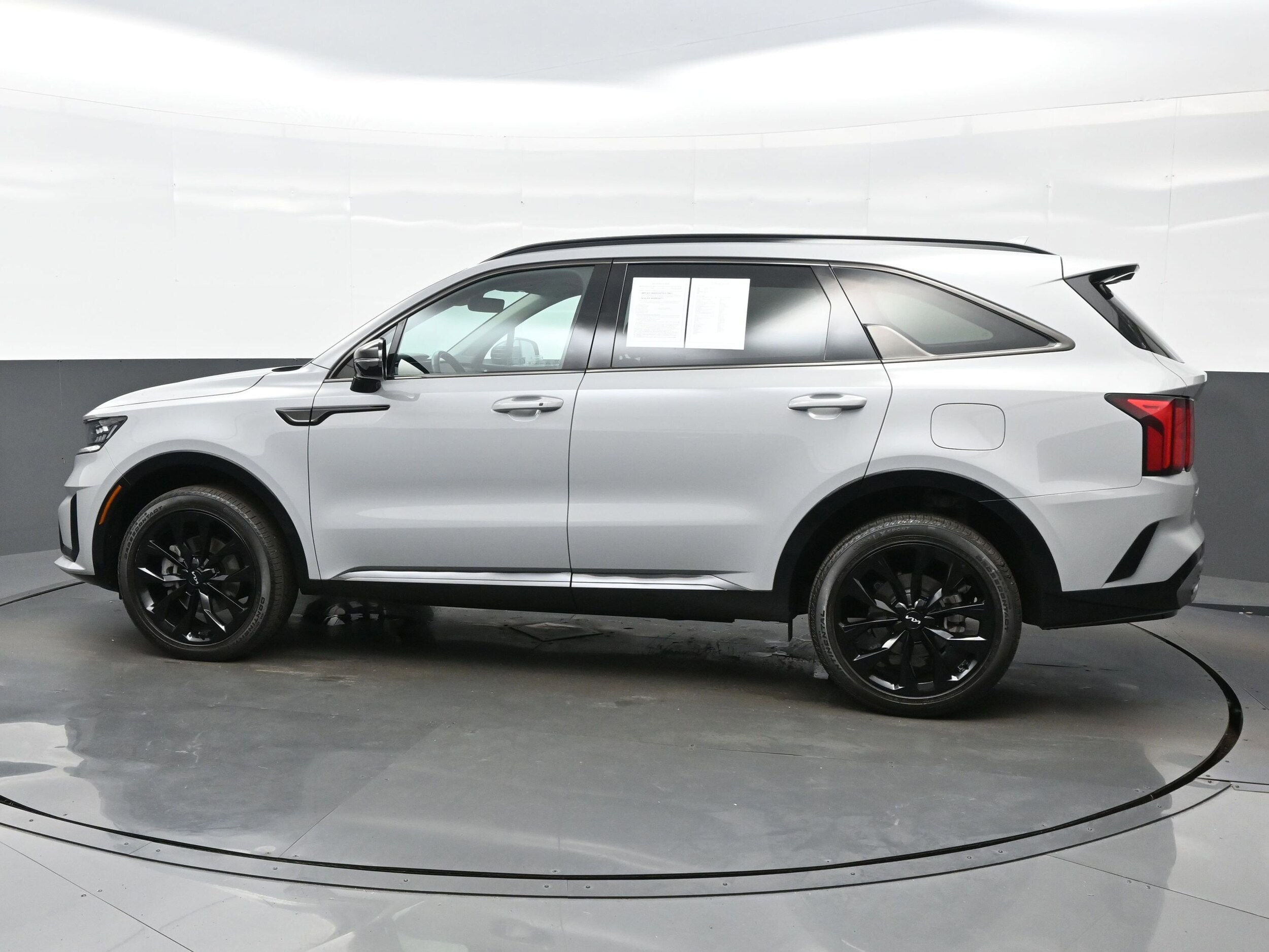 2023 Kia Sorento SX photo 3