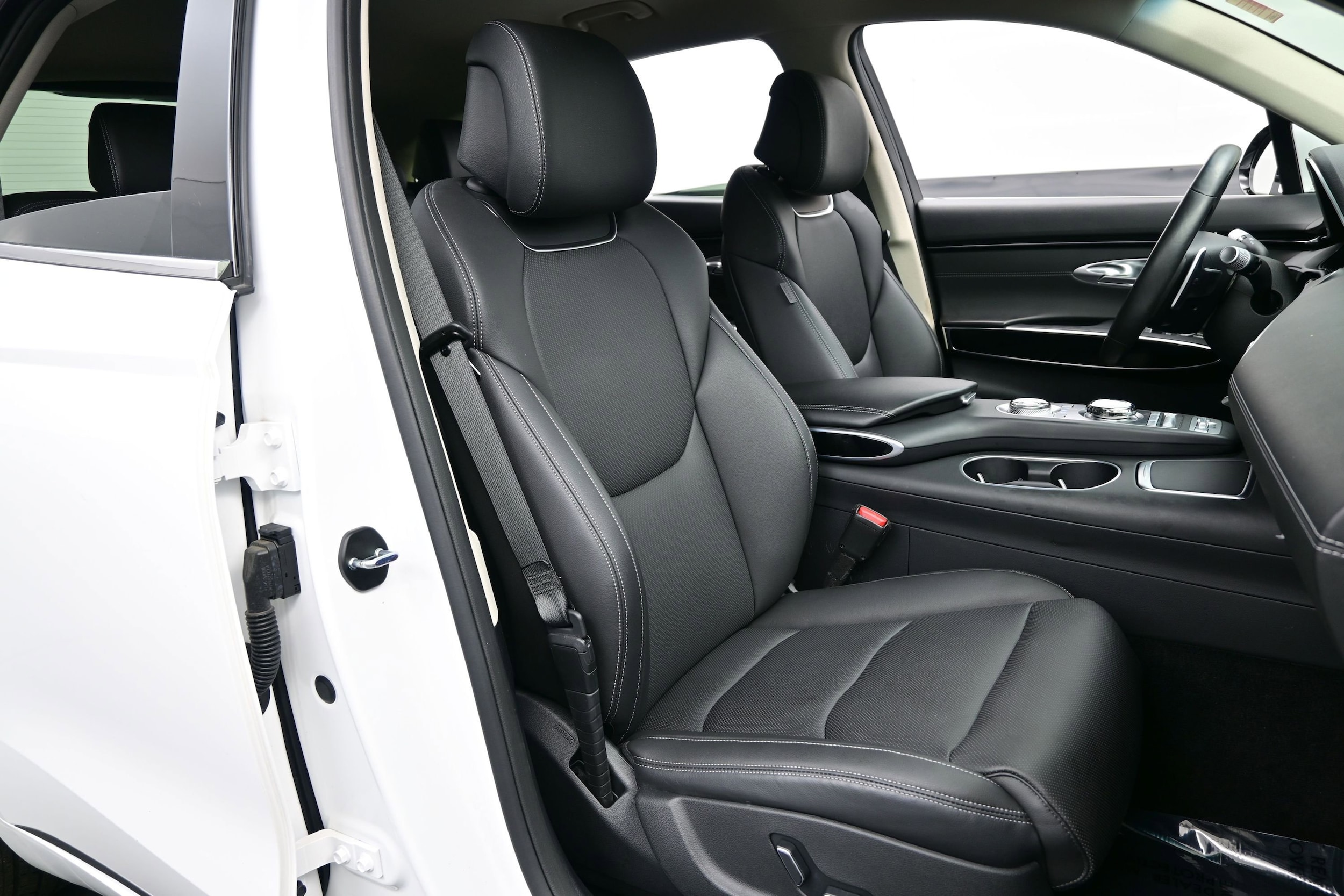 2023 GENESIS GV70 Standard - Photo 14