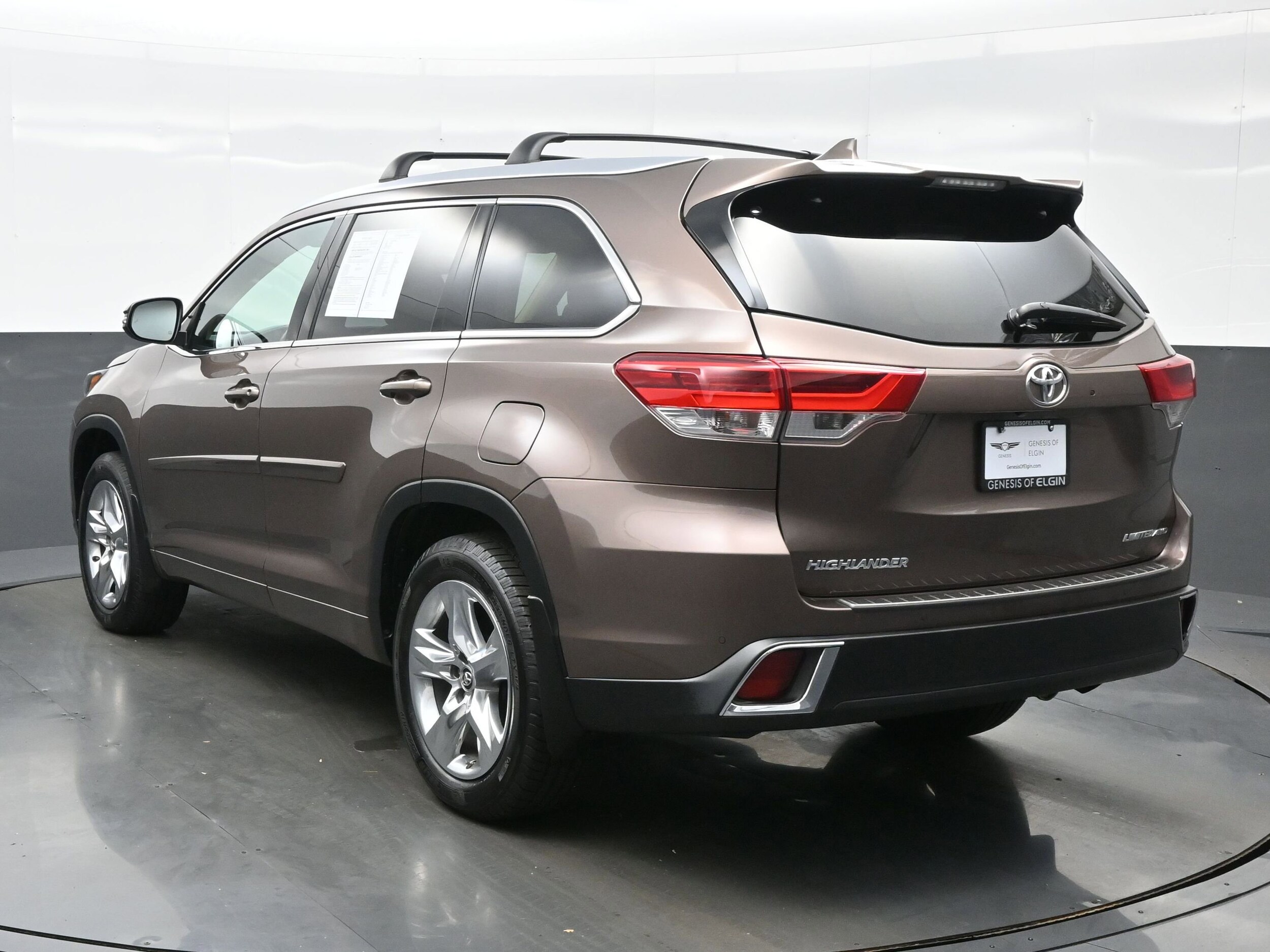 2019 Toyota Highlander Limited photo 4