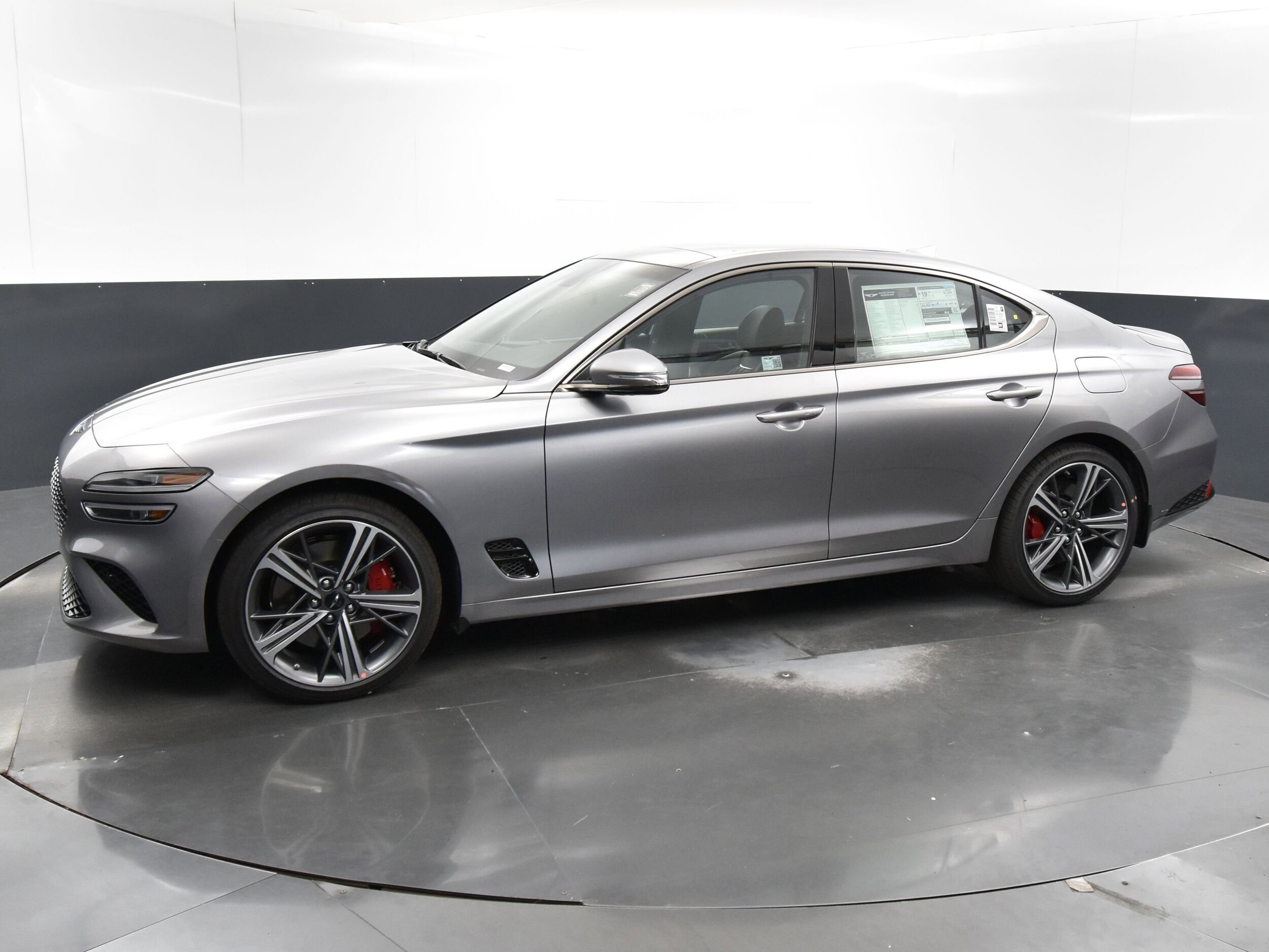 2025 Genesis G70 3.3T Sport Advanced photo 2