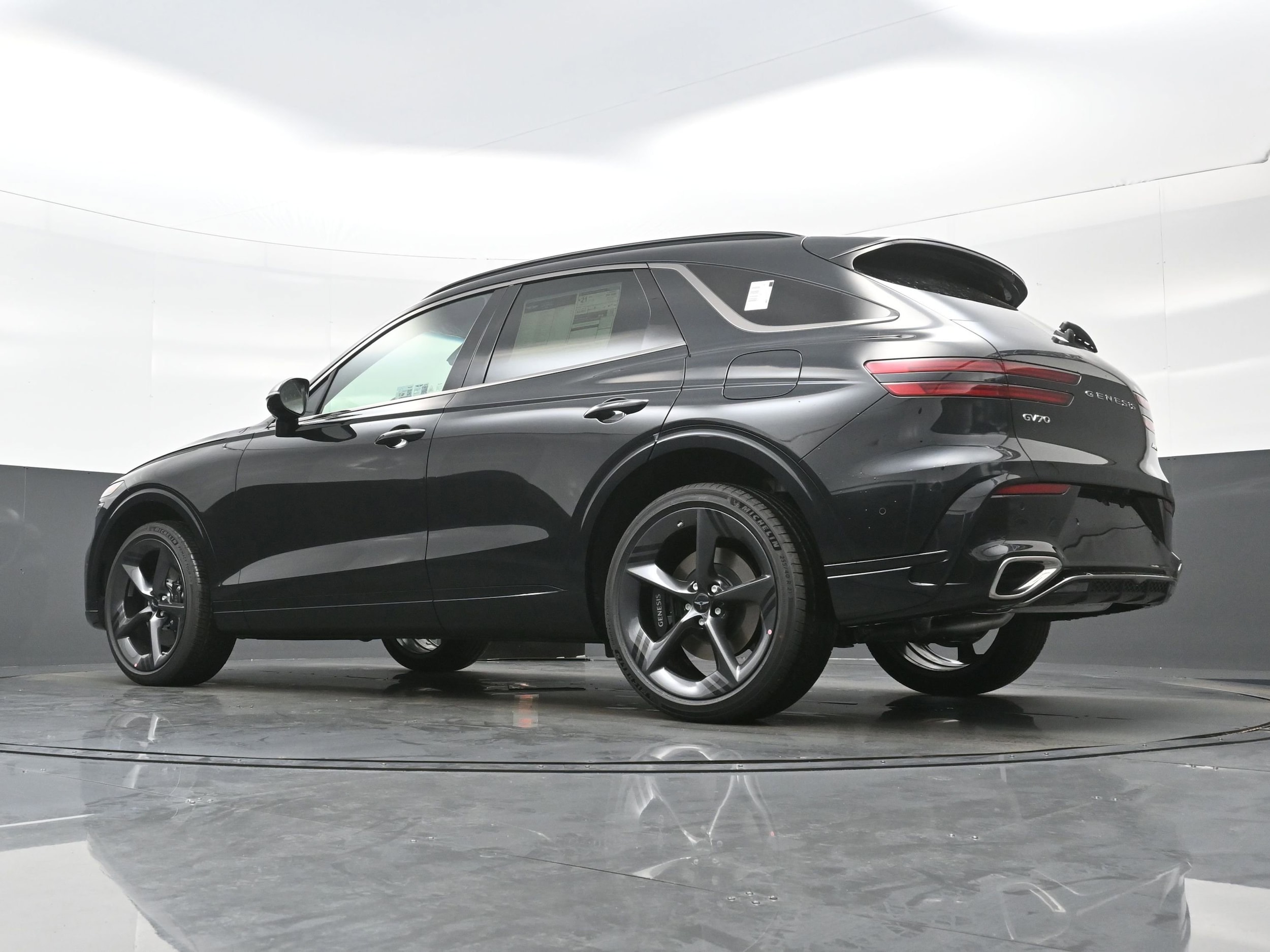 2026 GENESIS GV70 Sport Prestige - Photo 15