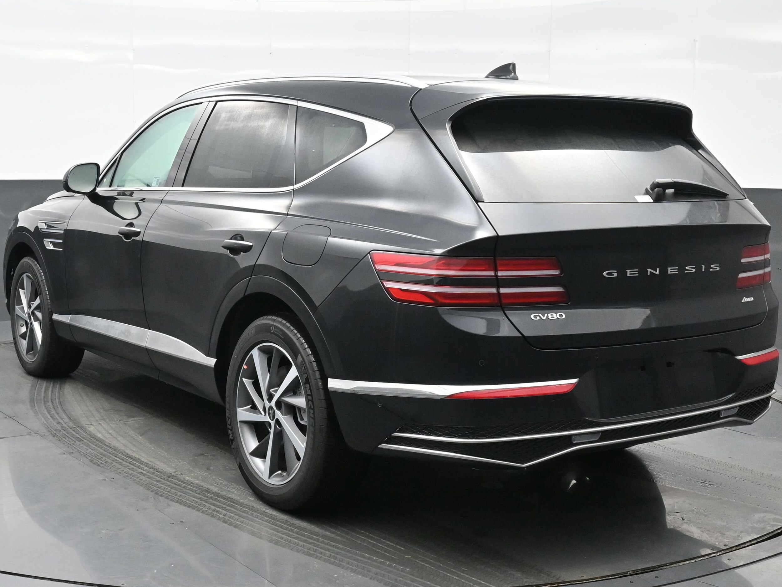 2025 Genesis GV80 2.5T Advanced photo 4
