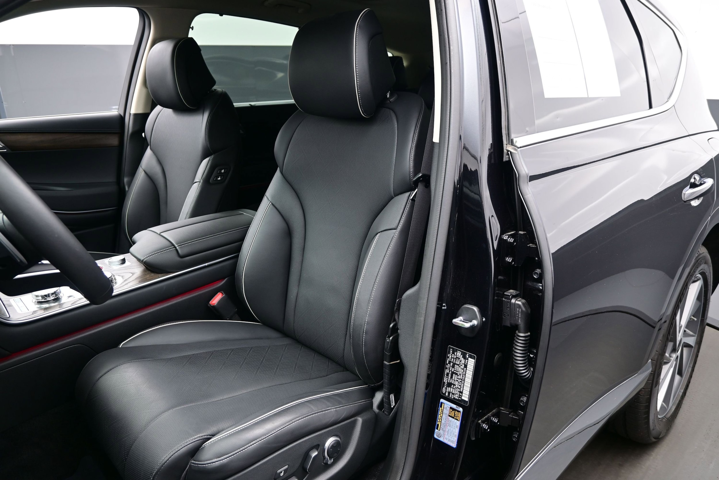2025 GENESIS GV80 Advanced - Photo 12