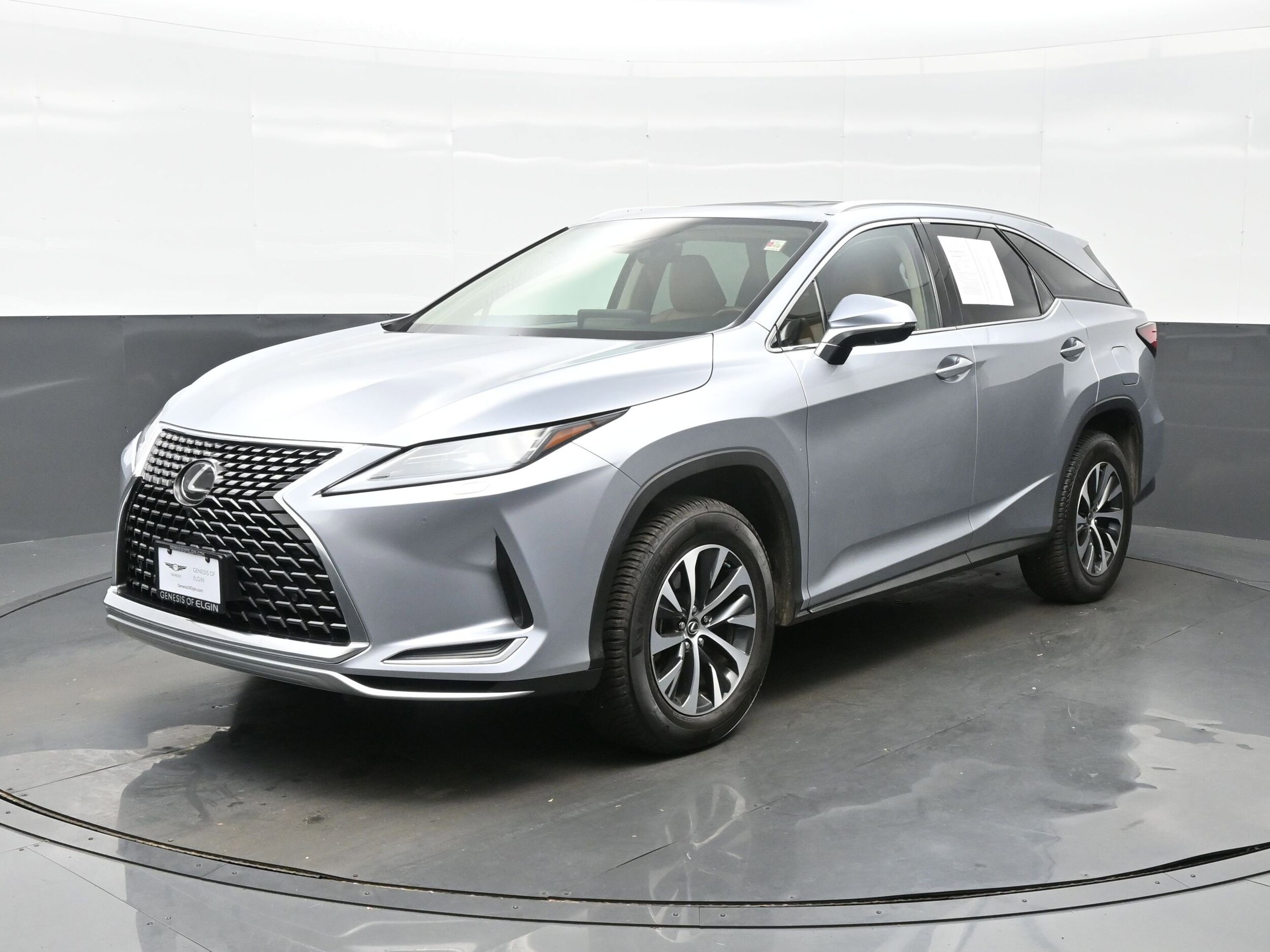 2022 Lexus RX 350L photo 2
