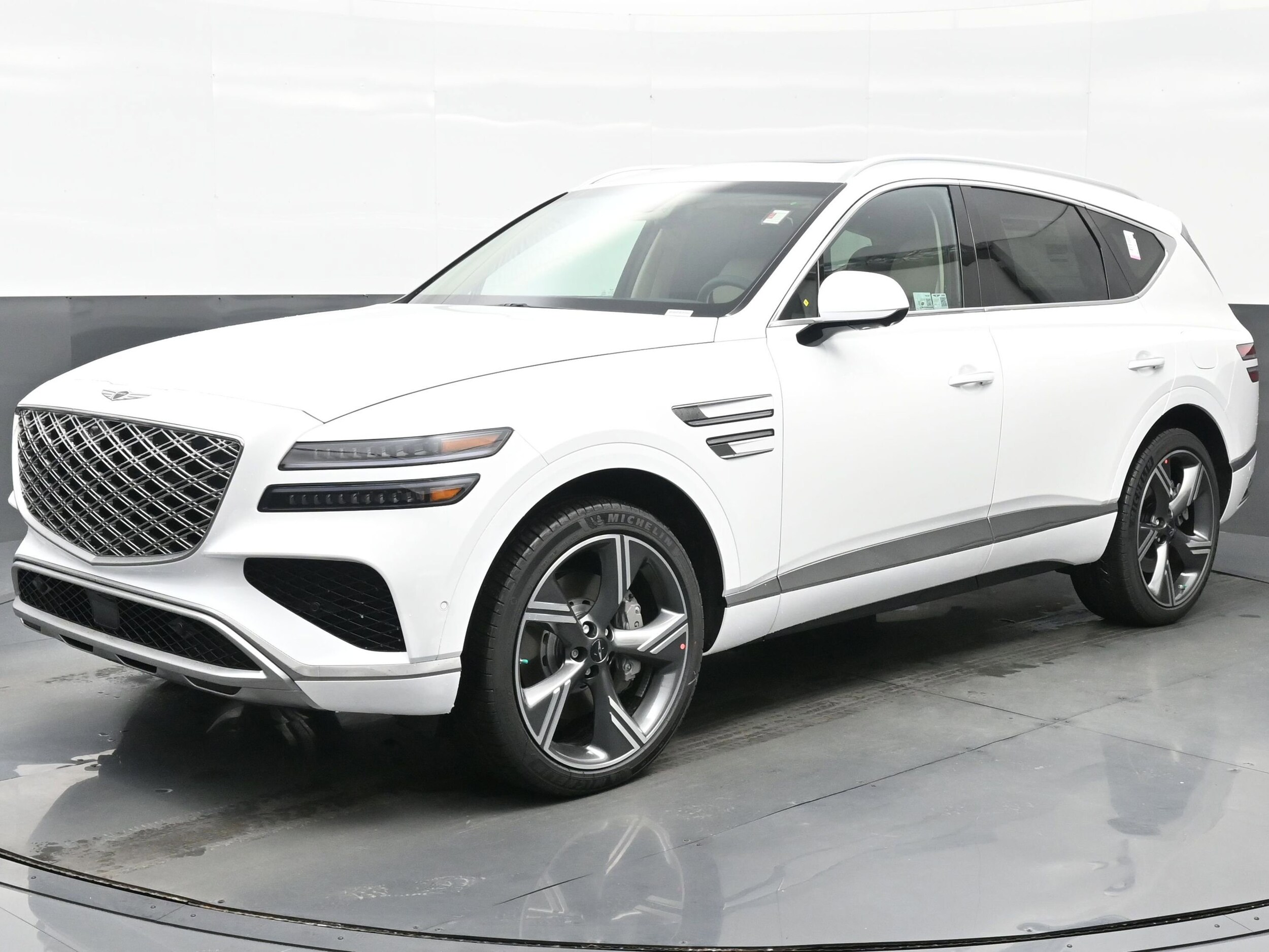 2025 Genesis GV80 3.5T Prestige photo 2