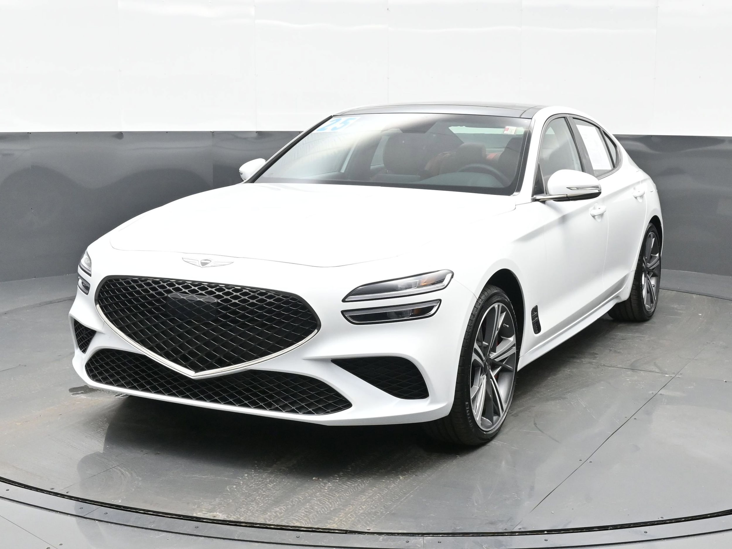 2025 GENESIS G70 Standard