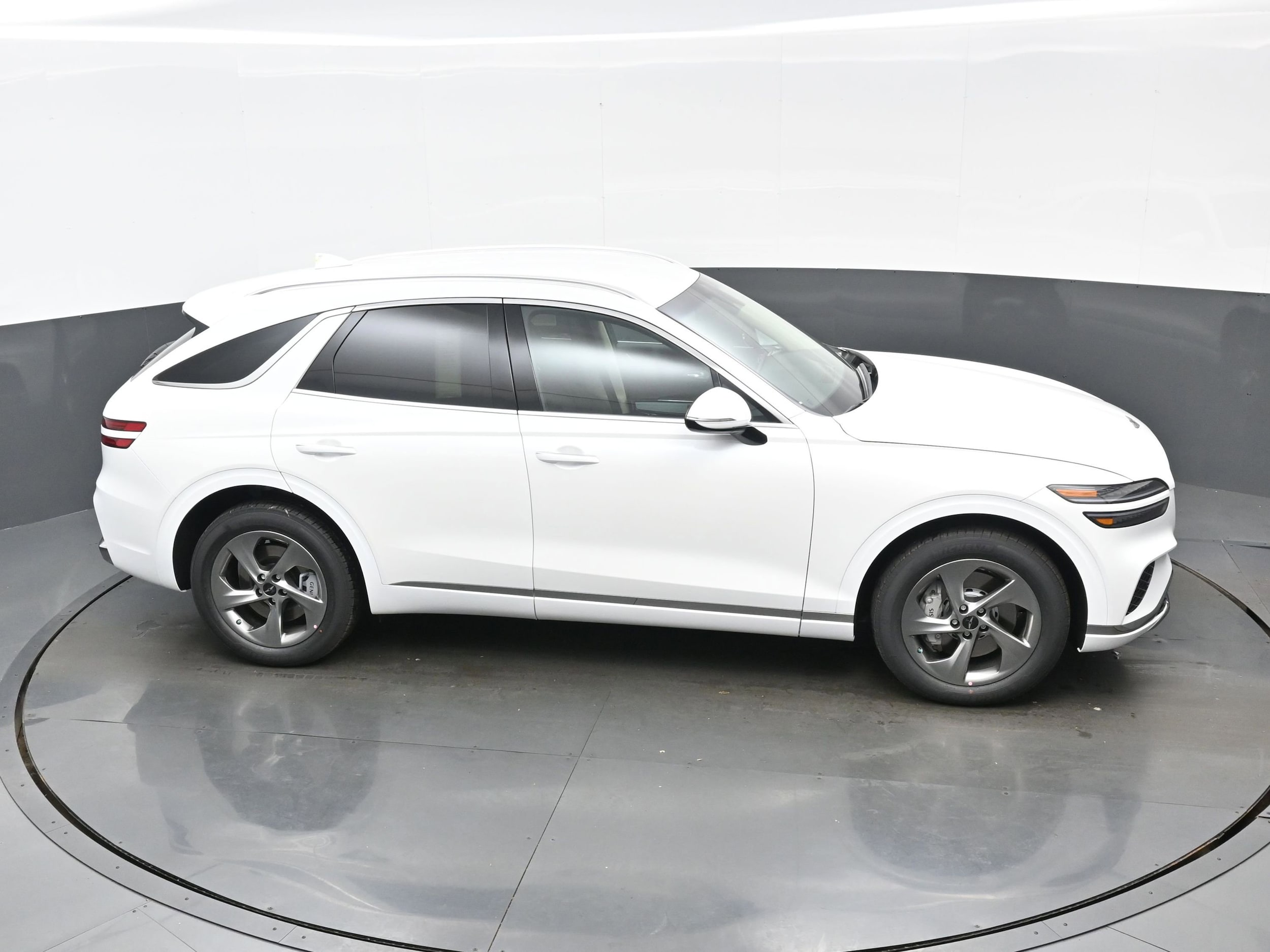 2026 GENESIS GV70 Standard - Photo 26