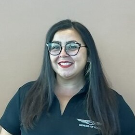 Staff member Theresa Losuriello from ID_006b9d0fe4d1