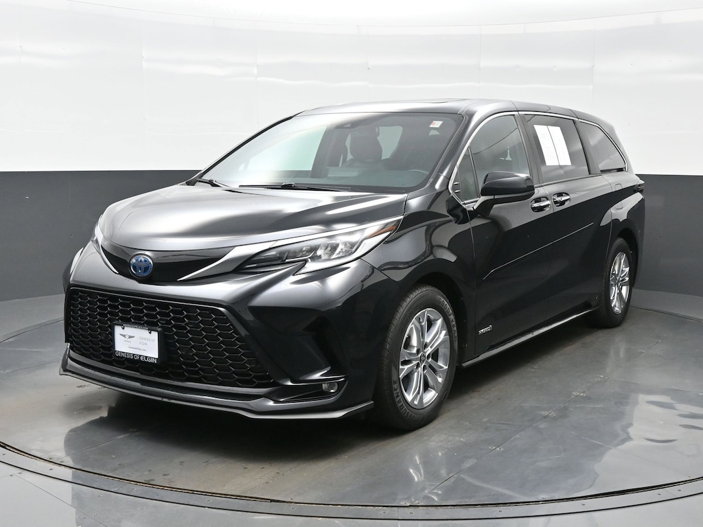Used 2021 Toyota Sienna XSE XSE AWD 7-Passenger
