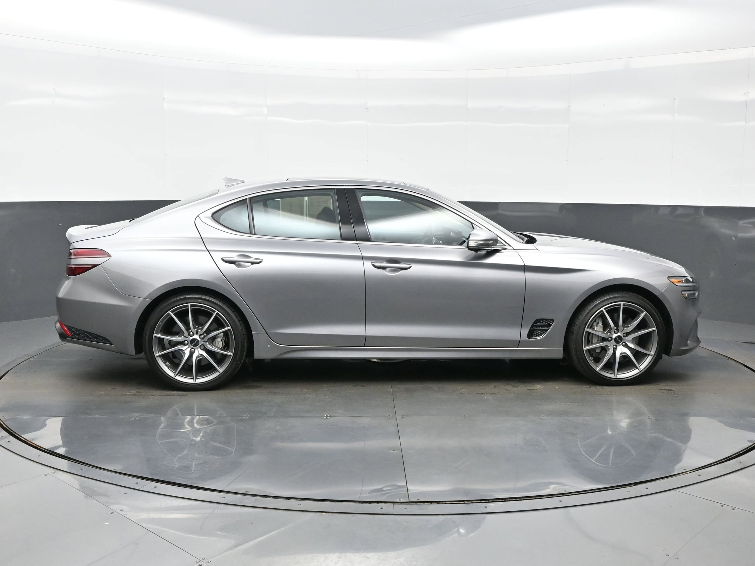 2026 GENESIS G70 Prestige - Photo 7