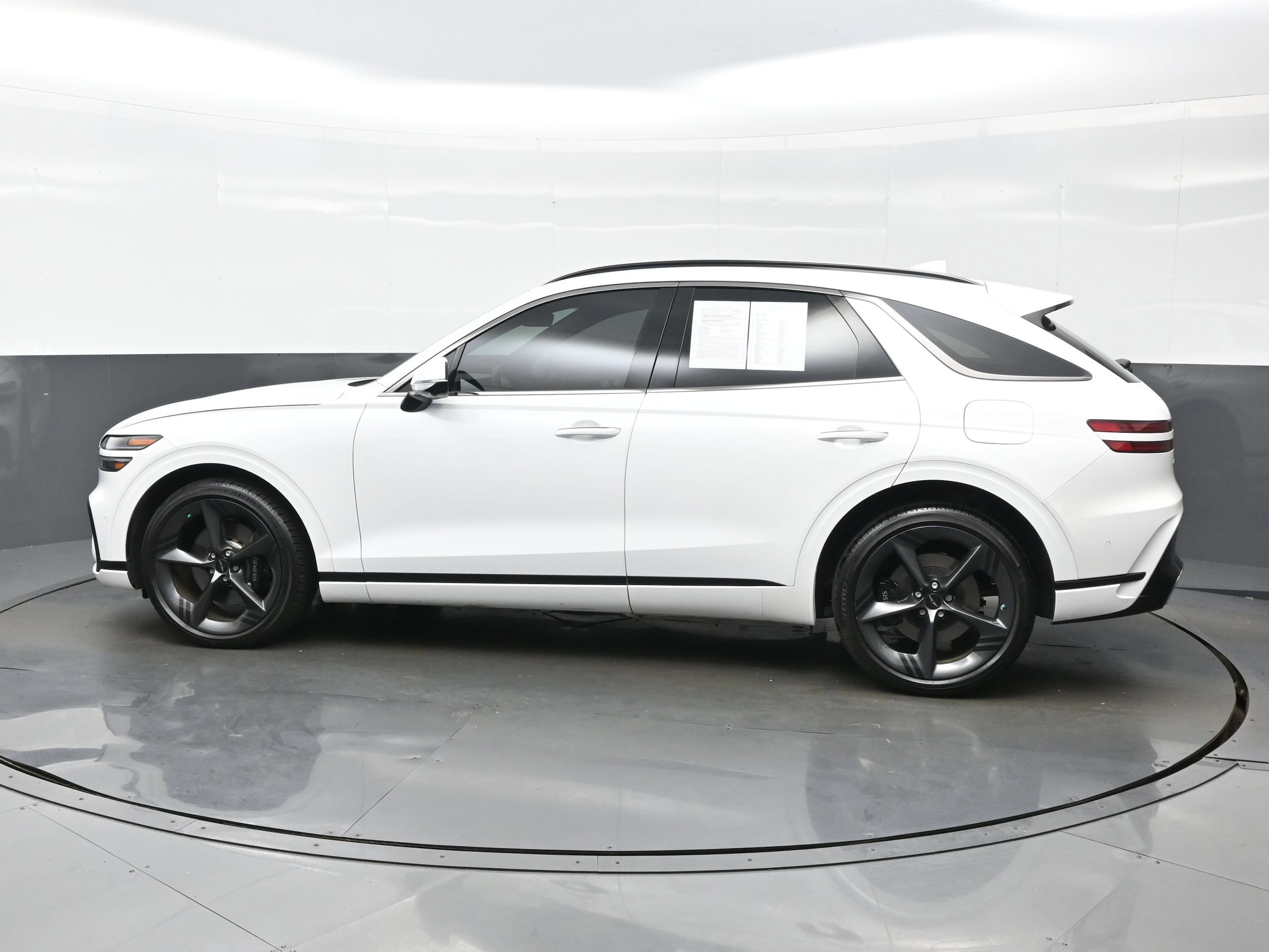 2026 GENESIS GV70 Sport Prestige - Photo 3