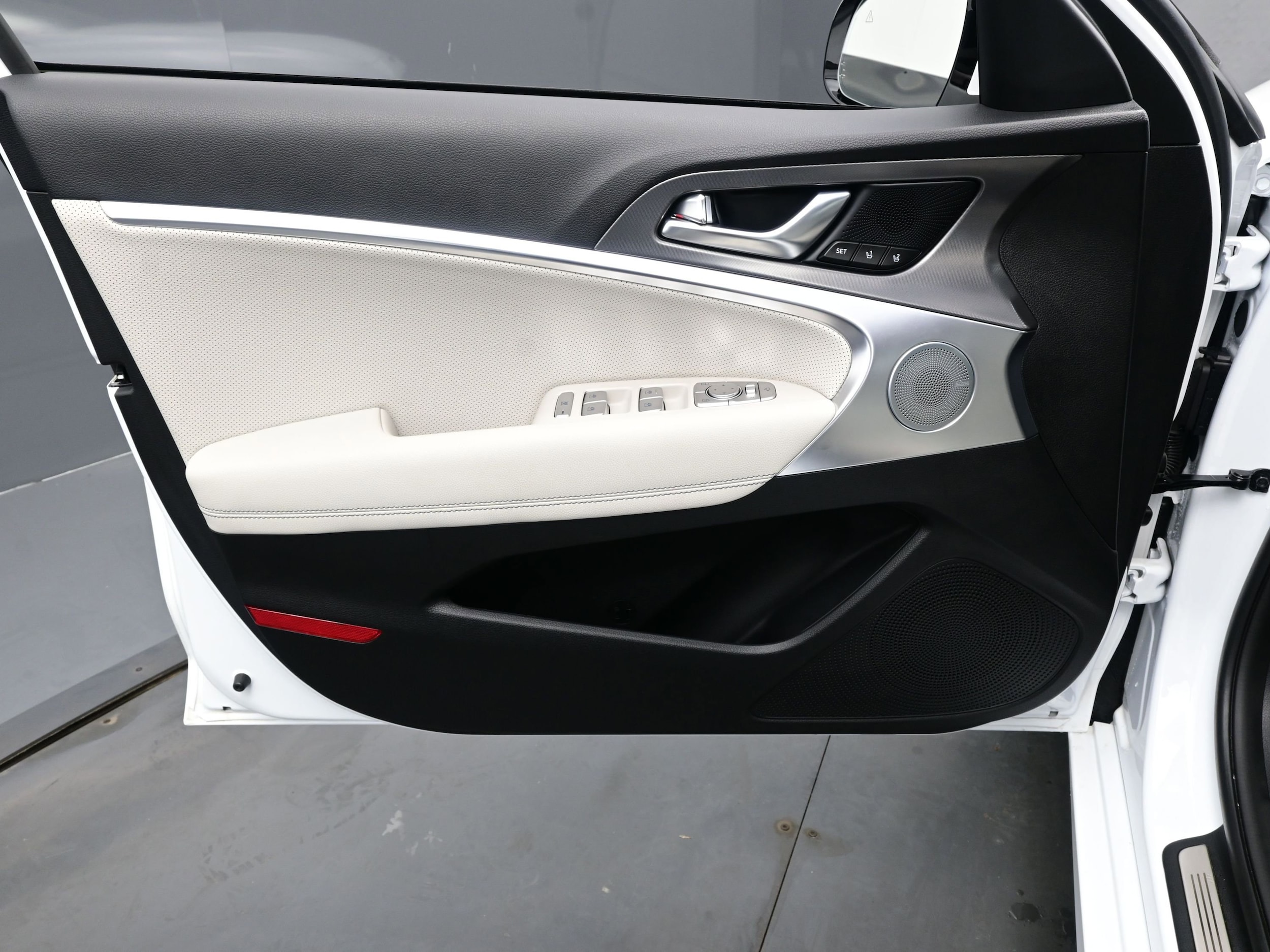 2026 GENESIS G70 Sport Prestige - Photo 9
